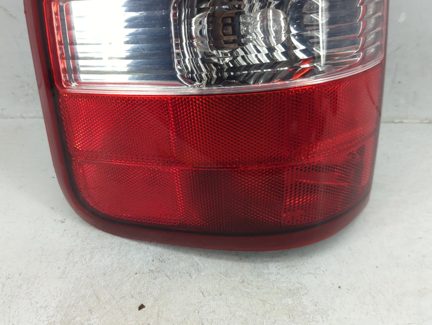2004-2008 Ford F-150 Tail Light Assembly Driver Left OEM Fits Fits 2004 2005 2006 2007 2008 OEM Used Auto Parts - Oemusedaut
