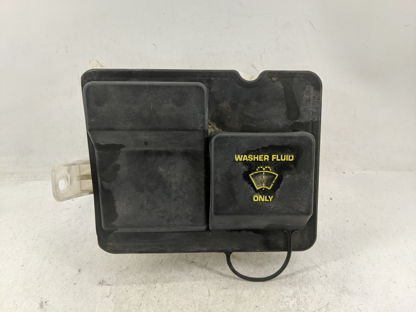 2007-2008 Ford F-150 Windshield Washer Fluid Reservoir Bottle Oem - Oemusedautoparts1.com