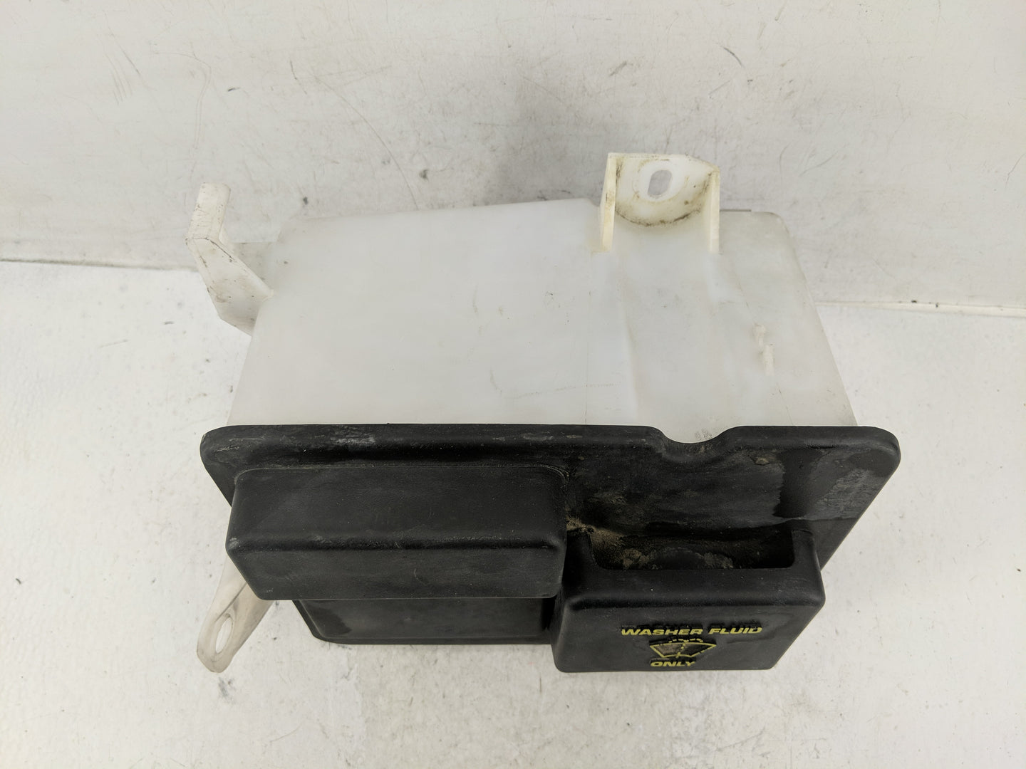 2007-2008 Ford F-150 Windshield Washer Fluid Reservoir Bottle Oem - Oemusedautoparts1.com