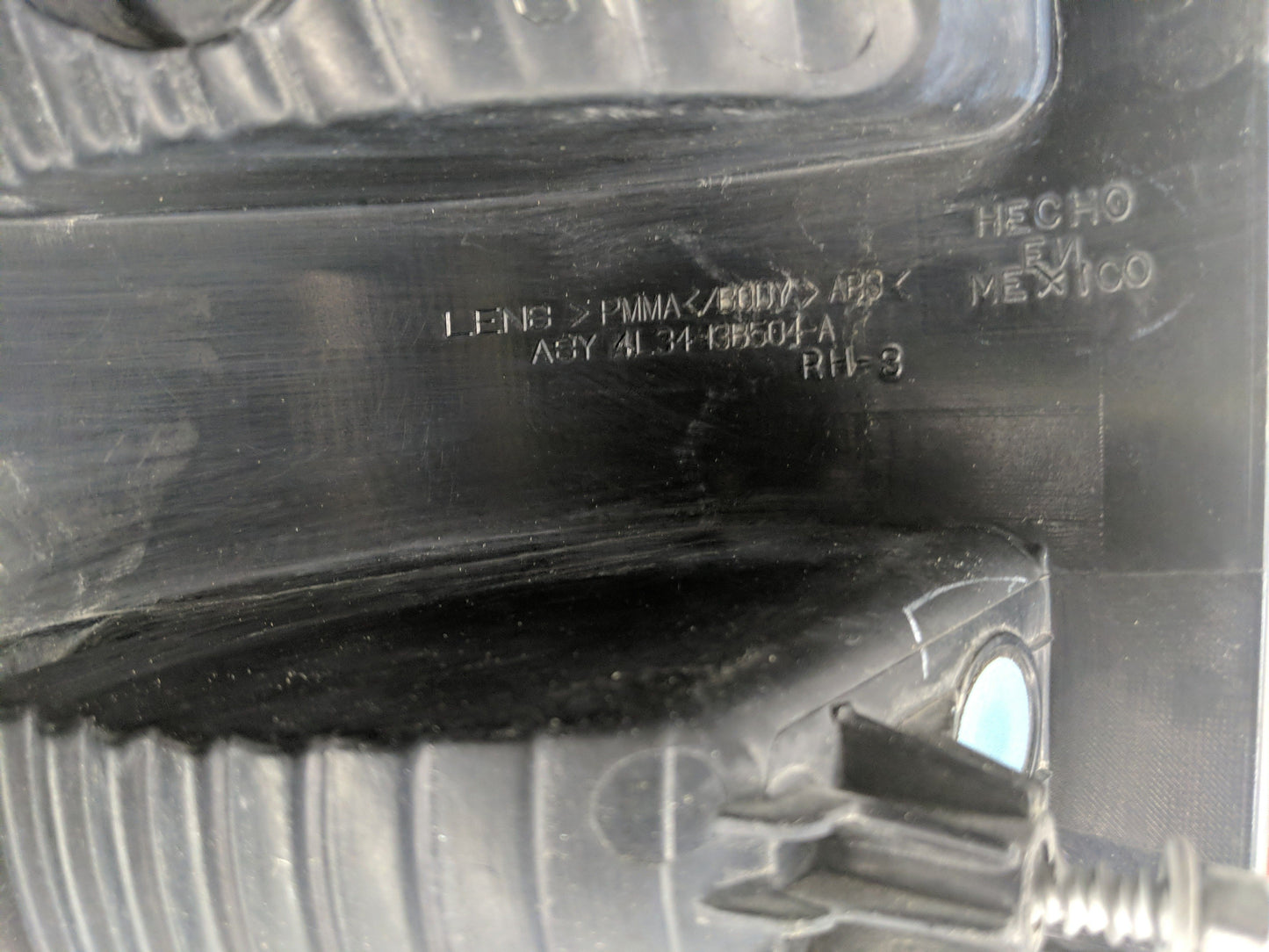 2004-2008 Ford F-150 Tail Light Assembly Passenger Right OEM P/N:4L34-13B504-A Fits Fits 2004 2005 2006 2007 2008 OEM Used A