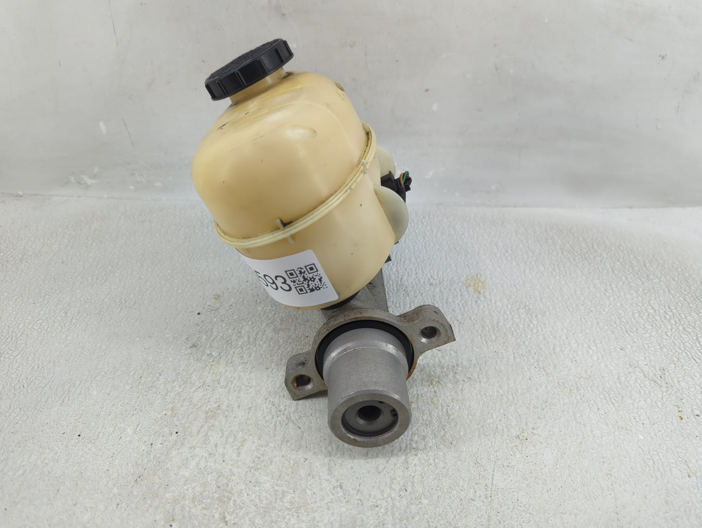 2004-2008 Ford F-150 Brake Master Cylinder - Oemusedautoparts1.com