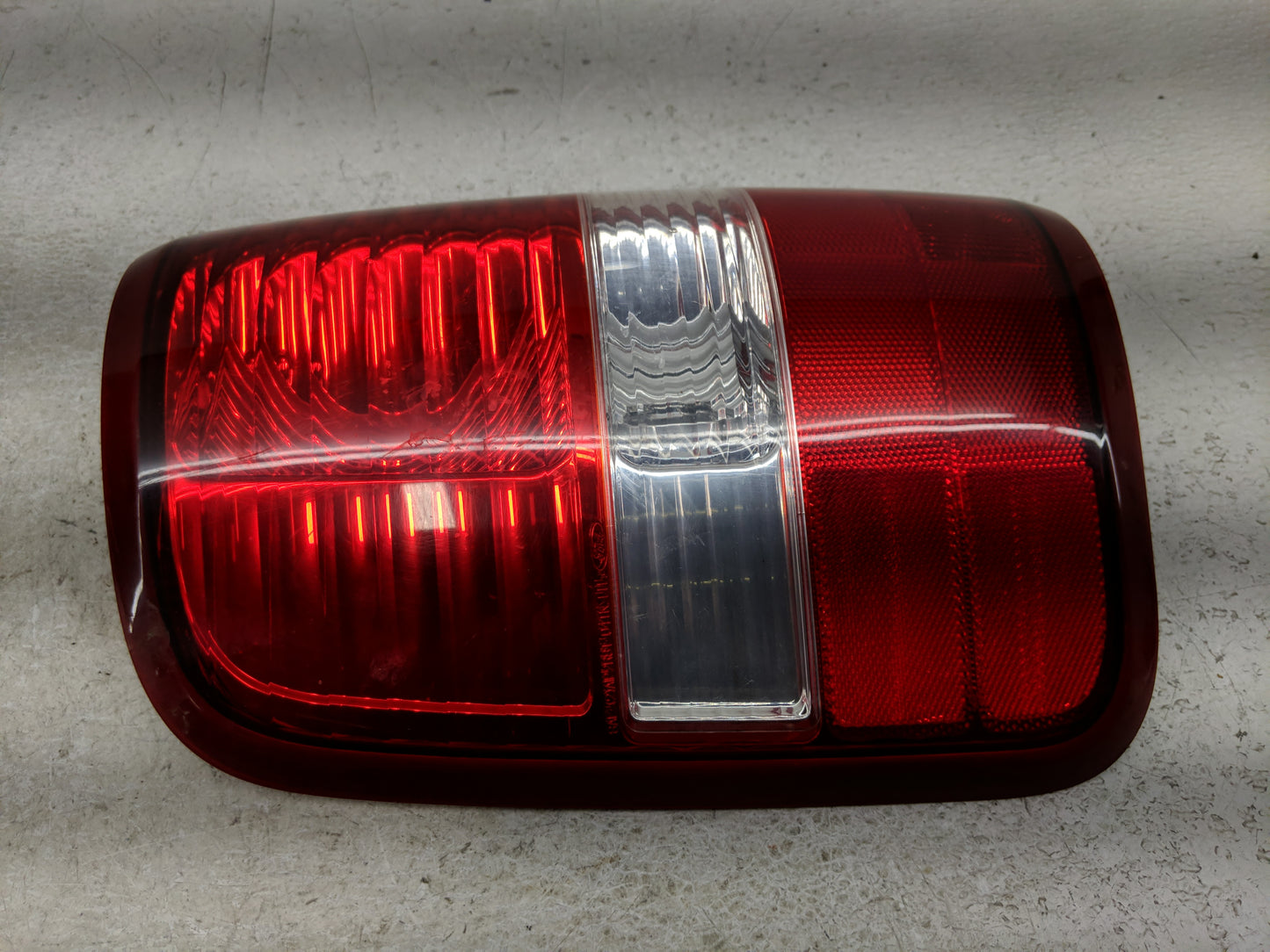 2004-2008 Ford F-150 Tail Light Assembly Driver Left OEM P/N:4L34-13B505-A Fits Fits 2004 2005 2006 2007 2008 OEM Used Auto 