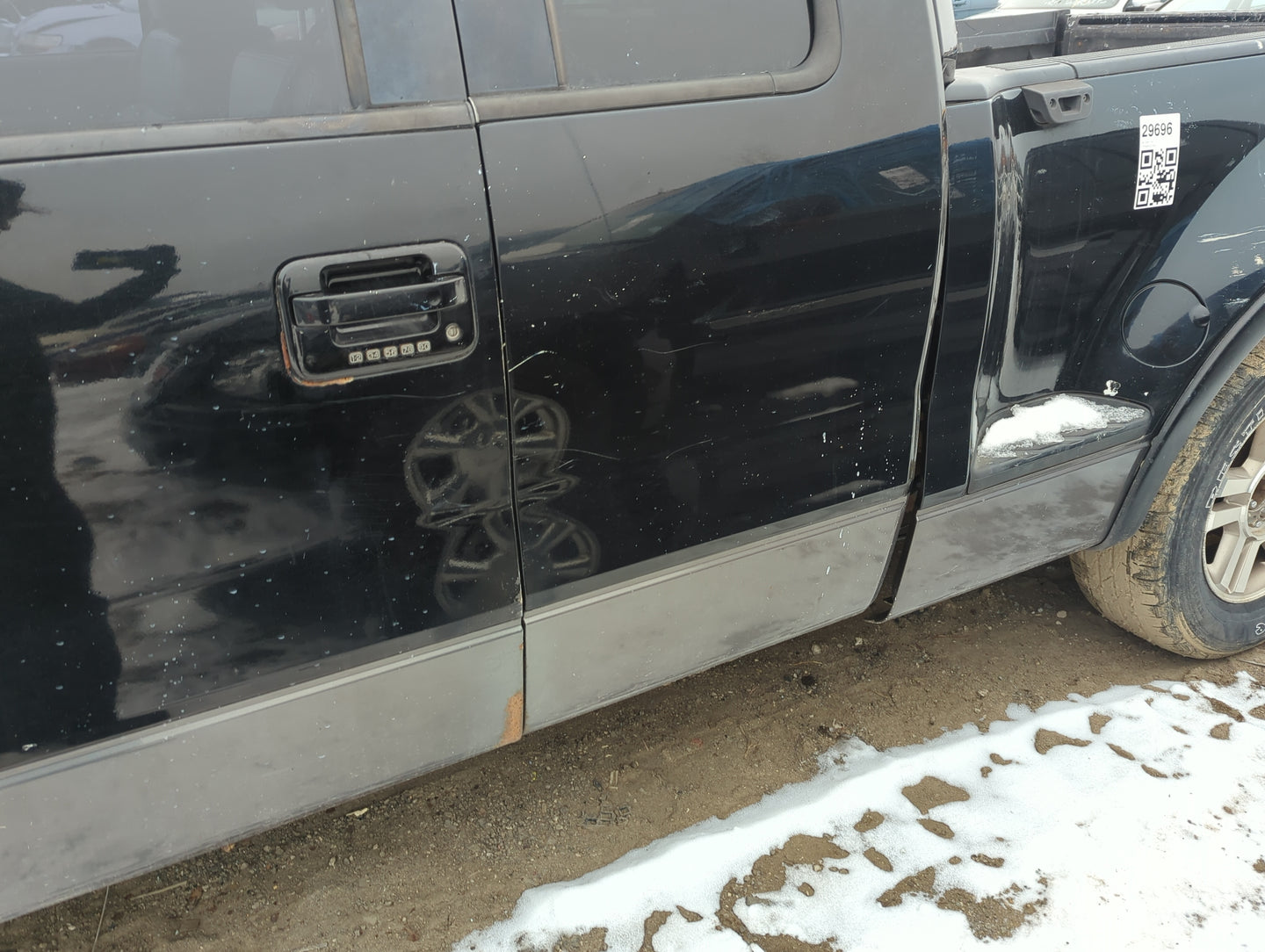 2004-2008 Ford F-150 Driver Rear Door Oem 1357020 - Oemusedautoparts1.com