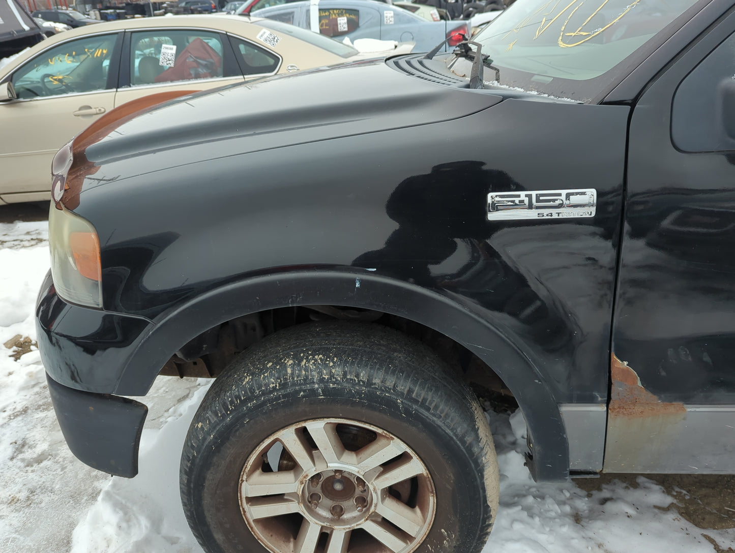 2004-2008 Ford F-150 Driver Fender 1357075 - Oemusedautoparts1.com