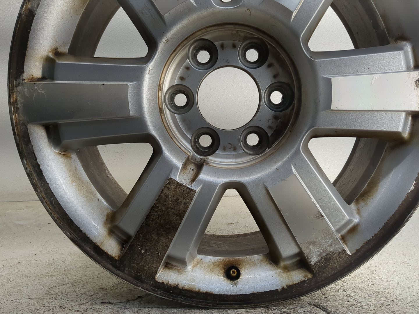 2006-2008 Ford F-150 Oem Wheel Rim 1364017 - Oemusedautoparts1.com