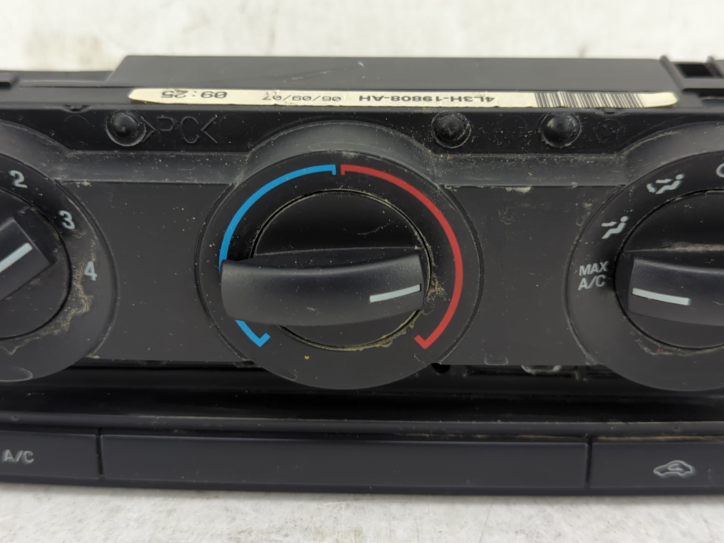 2004-2008 Ford F-150 Climate Control Module Temperature AC/Heater Replacement P/N:4L3H-19808-AH Fits Fits 2004 2005 2006 200