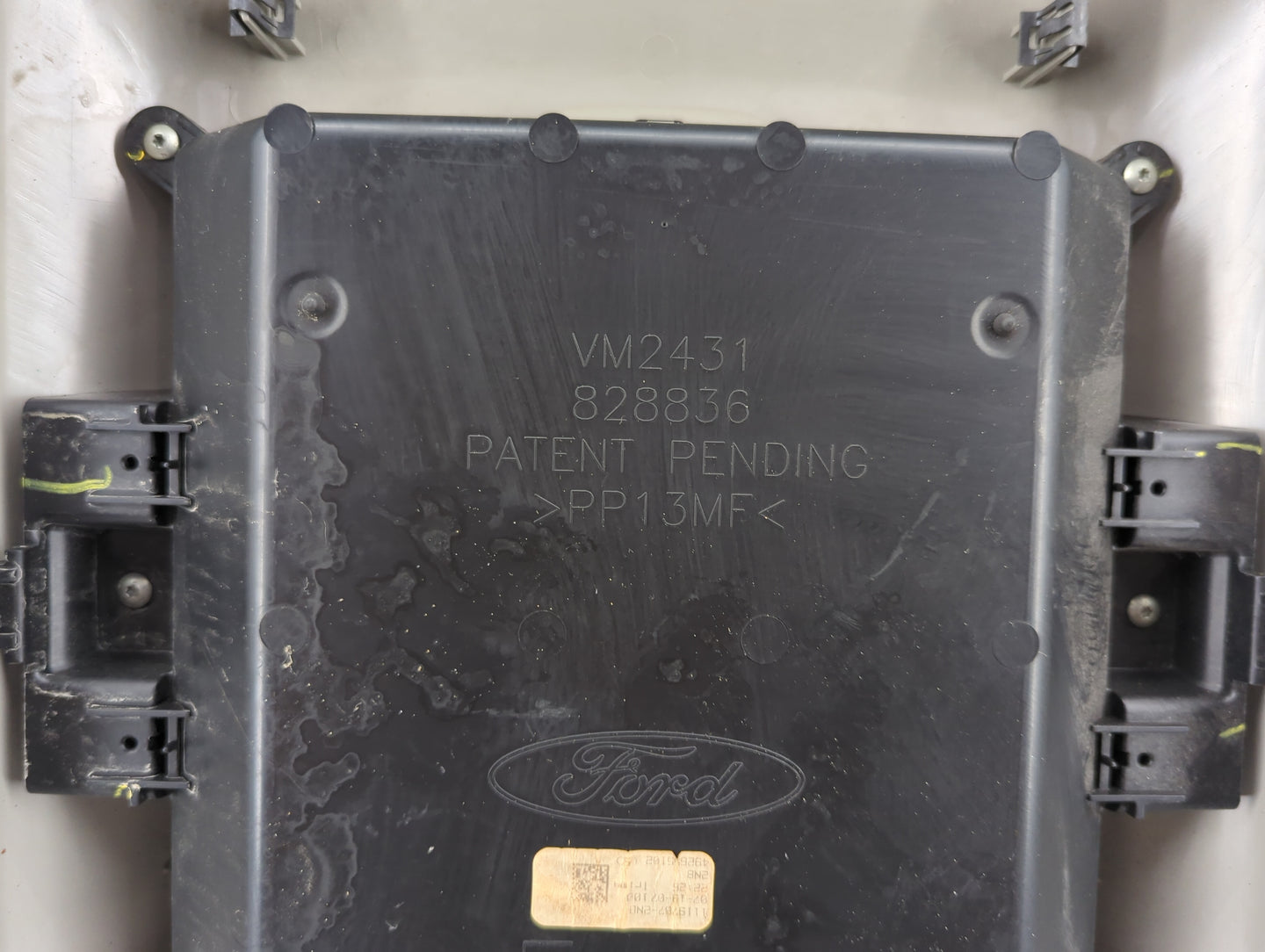 2007 Ford F-150 Overhead Roof Console - Oemusedautoparts1.com