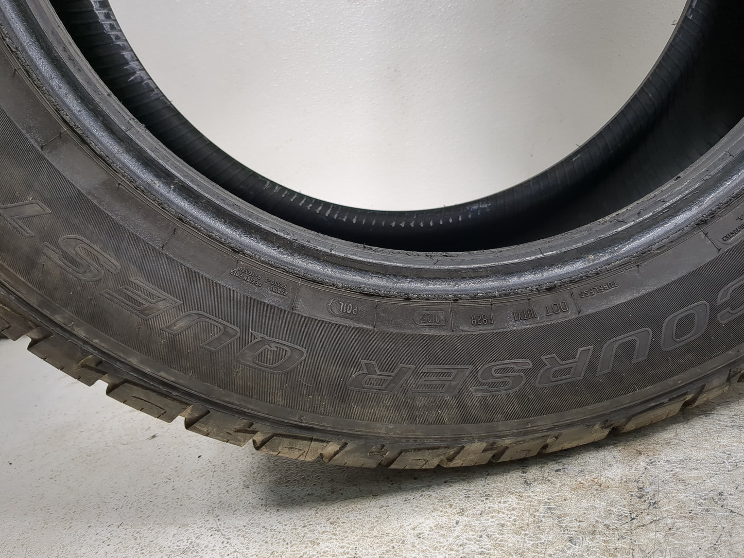 Used Tire 275/55R20 MASTERCRAFT COURSER QUEST 117T - Tread Depth 9/32 - Oemusedautoparts1.com