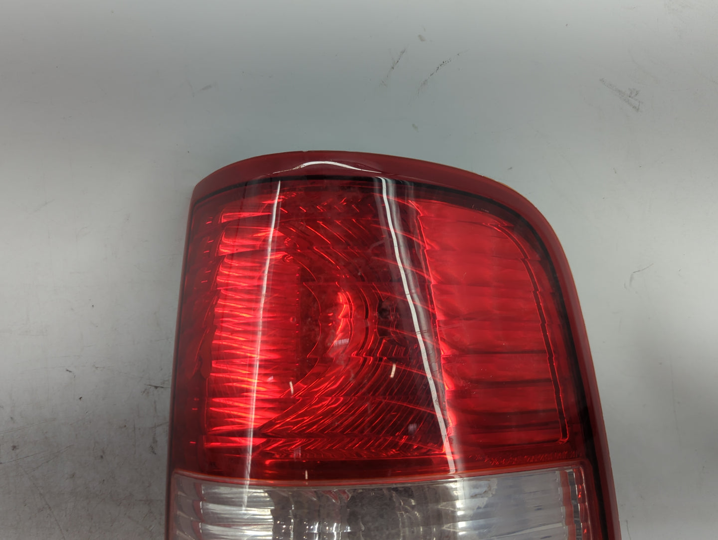 2004-2008 Ford F-150 Tail Light Assembly Passenger Right OEM Fits Fits 2004 2005 2006 2007 2008 OEM Used Auto Parts - Oemuse