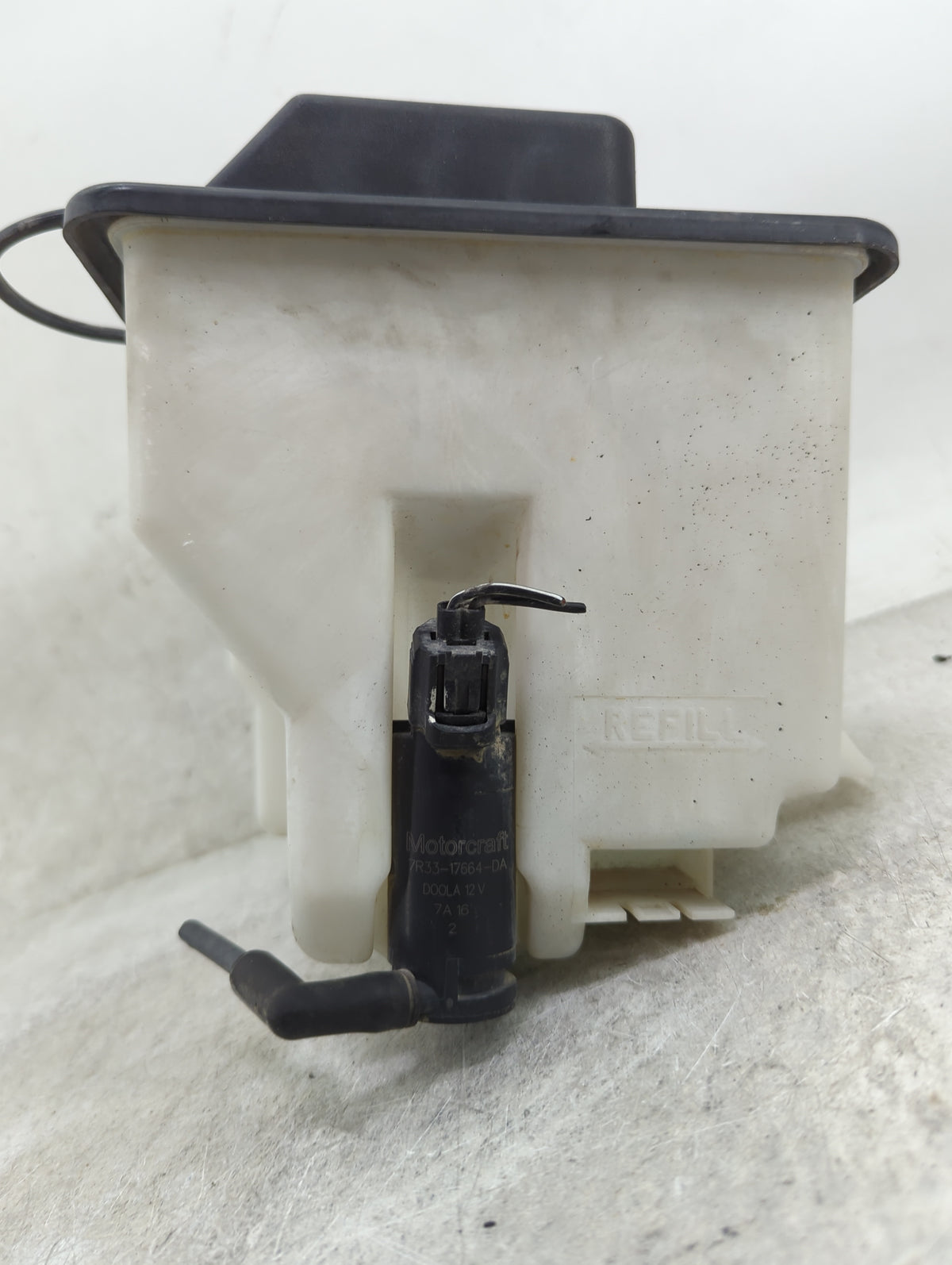 2007 Ford F-150 Radiator Coolant Overflow Expansion Tank Bottle - Oemusedautoparts1.com