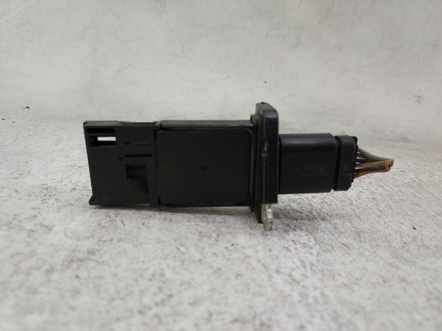 2004-2010 Ford F-150 Mass Air Flow Meter Maf 1487381 - Oemusedautoparts1.com