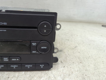 2007 Ford F-150 Radio AM FM Cd Player Receiver Replacement P/N:7L3T-18C815-KA 28073832, 7L3T18C815KAM170380812 Fits OEM Used Auto Parts