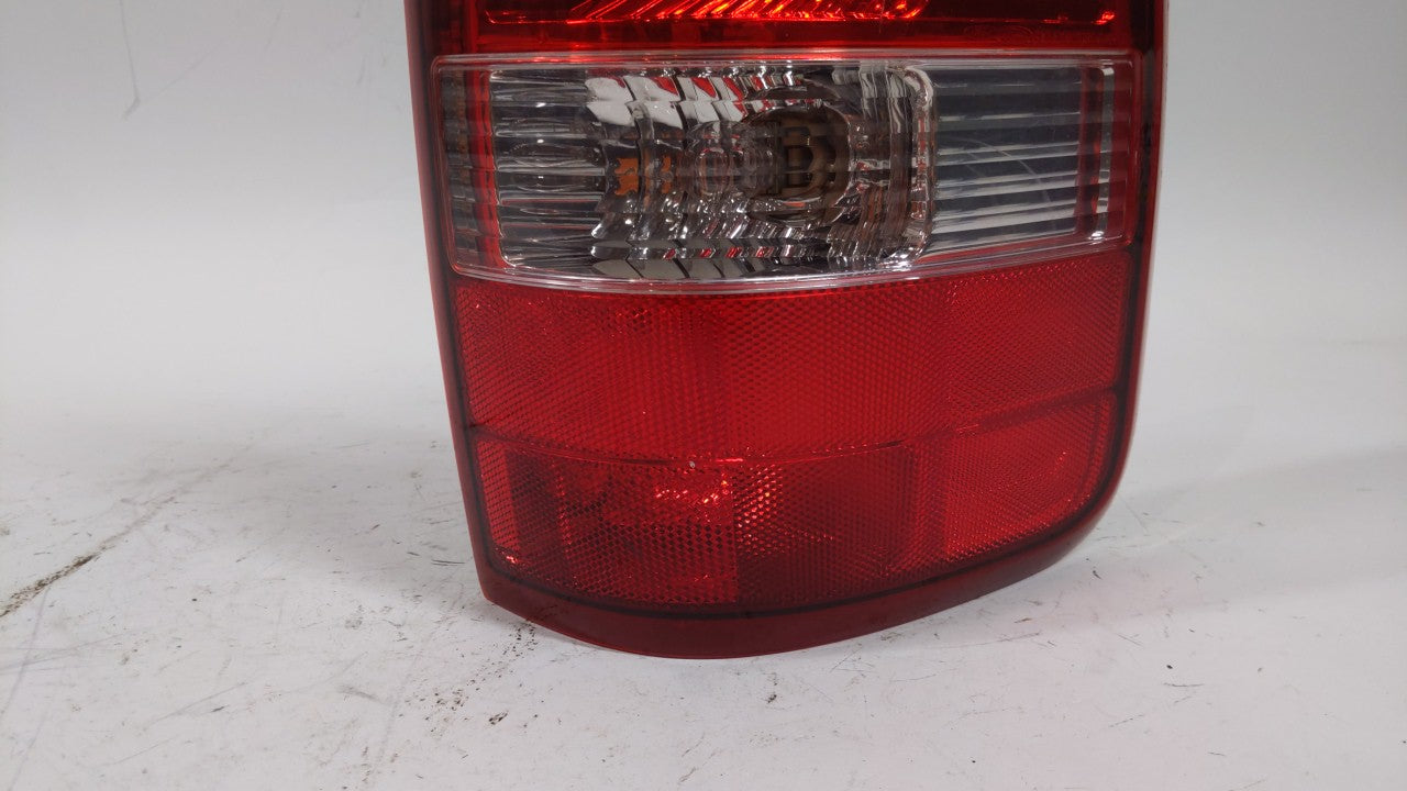 2004-2008 Ford F-150 Tail Light Assembly Passenger Right OEM P/N:8L34-13404-AA 6L3Z-13404-BA Fits Fits 2004 2005 2006 2007 2