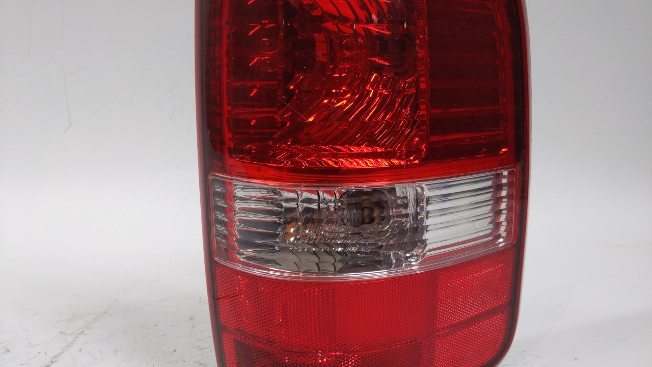 2004-2008 Ford F-150 Tail Light Assembly Passenger Right OEM P/N:8L34-13404-AA 6L3Z-13404-BA Fits Fits 2004 2005 2006 2007 2