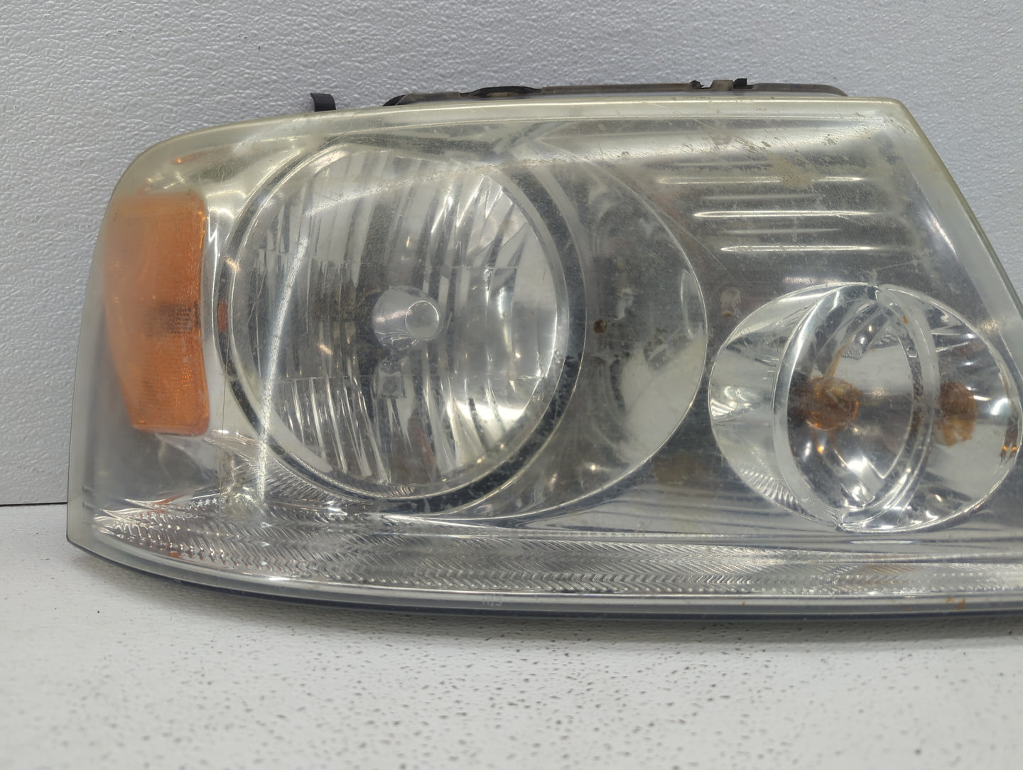 2004-2008 Ford F-150 Passenger Right Oem Head Light Headlight Lamp - Oemusedautoparts1.com