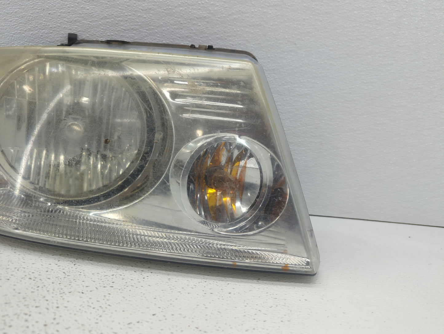 2004-2008 Ford F-150 Passenger Right Oem Head Light Headlight Lamp - Oemusedautoparts1.com