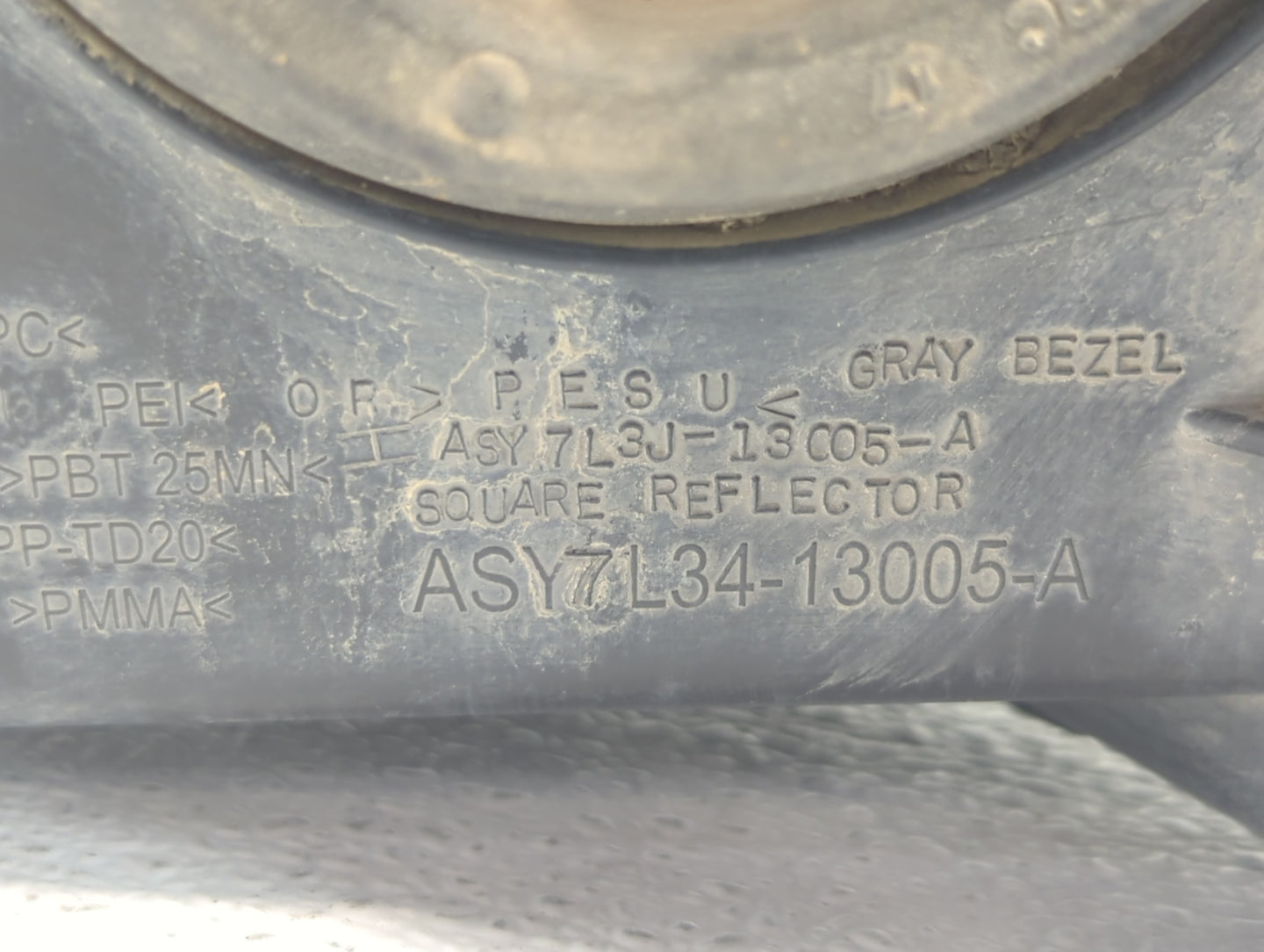 2004-2008 Ford F-150 Passenger Right Oem Head Light Headlight Lamp - Oemusedautoparts1.com