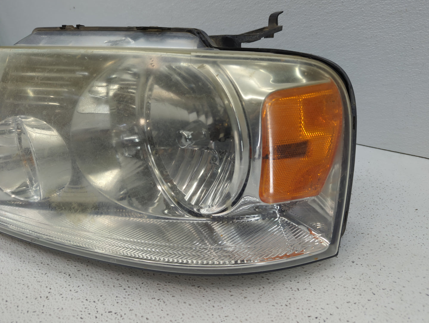 2004-2008 Ford F-150 Driver Left Oem Head Light Headlight Lamp - Oemusedautoparts1.com
