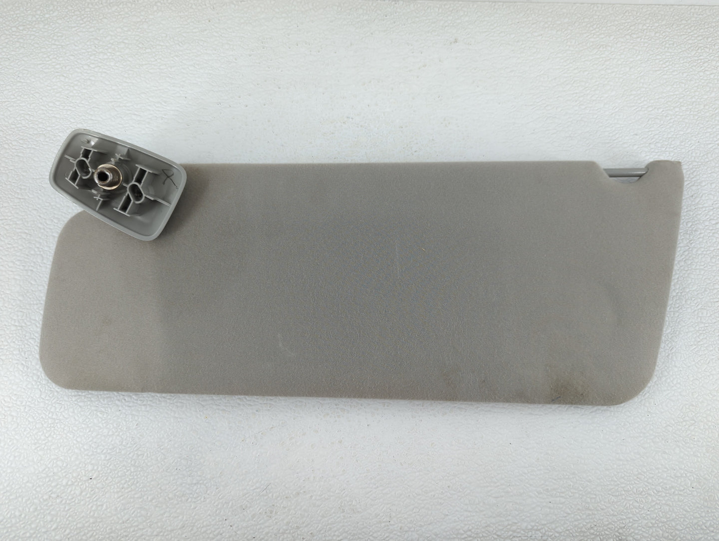 2004-2008 Ford F-150 Sun Visor Shade Replacement Passenger Right Mirror Fits Fits 2004 2005 2006 2007 2008 OEM Used Auto Par