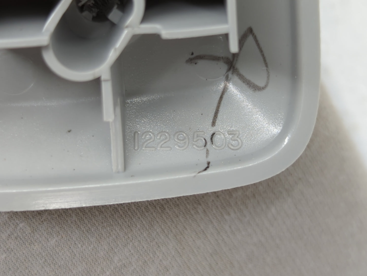 2004-2008 Ford F-150 Sun Visor Shade Replacement Passenger Right Mirror Fits Fits 2004 2005 2006 2007 2008 OEM Used Auto Par