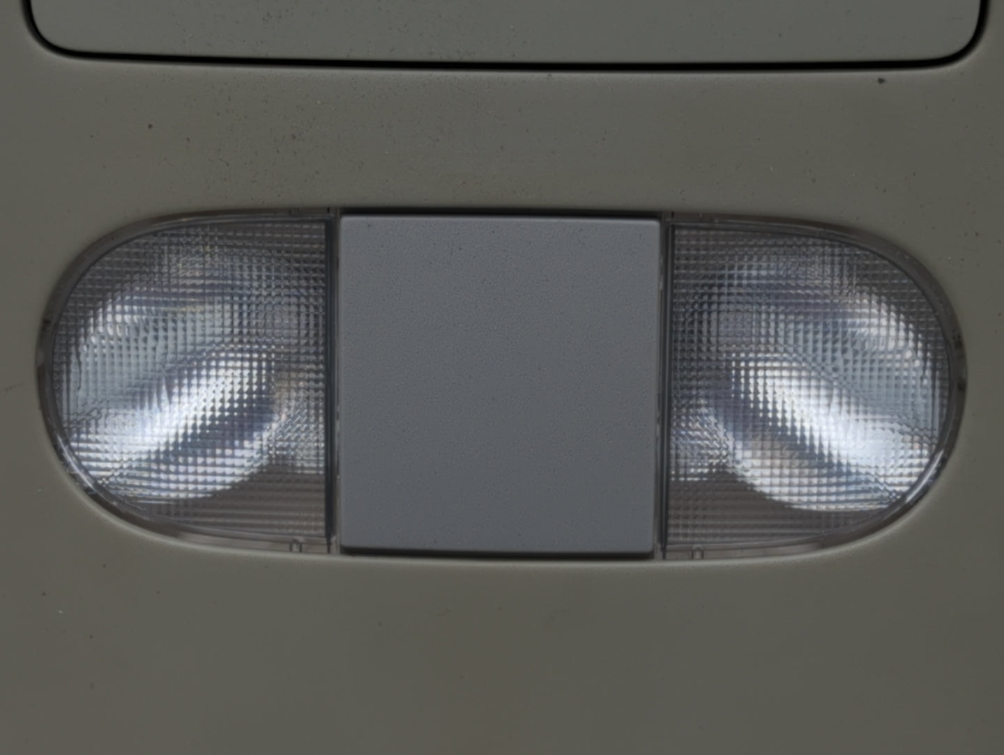 2004-2008 Ford F-150 Center Floor Console P/N:VT1107851263 Fits Fits 2004 2005 2006 2007 2008 OEM Used Auto Parts - Oemuseda