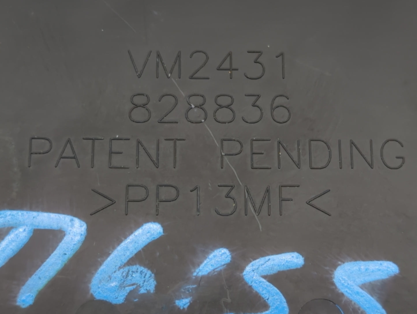 2004-2008 Ford F-150 Center Floor Console P/N:VT1107851263 Fits Fits 2004 2005 2006 2007 2008 OEM Used Auto Parts - Oemuseda