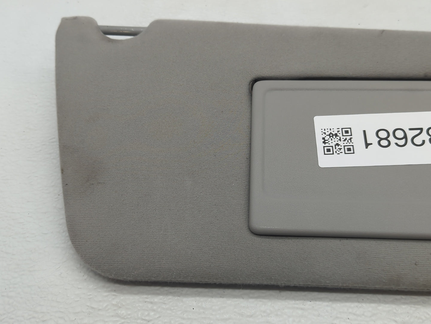 2004-2008 Ford F-150 Sun Visor Shade Replacement Passenger Right Mirror Fits Fits 2004 2005 2006 2007 2008 OEM Used Auto Par