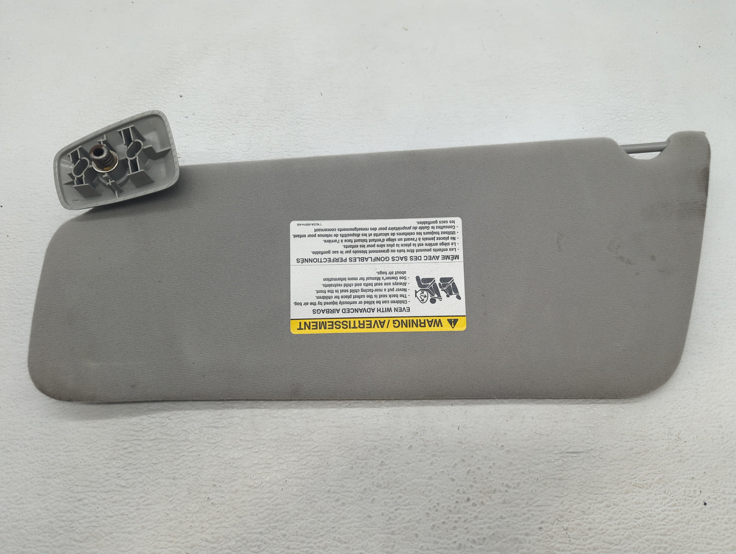 2004-2008 Ford F-150 Sun Visor Shade Replacement Passenger Right Mirror Fits Fits 2004 2005 2006 2007 2008 OEM Used Auto Par