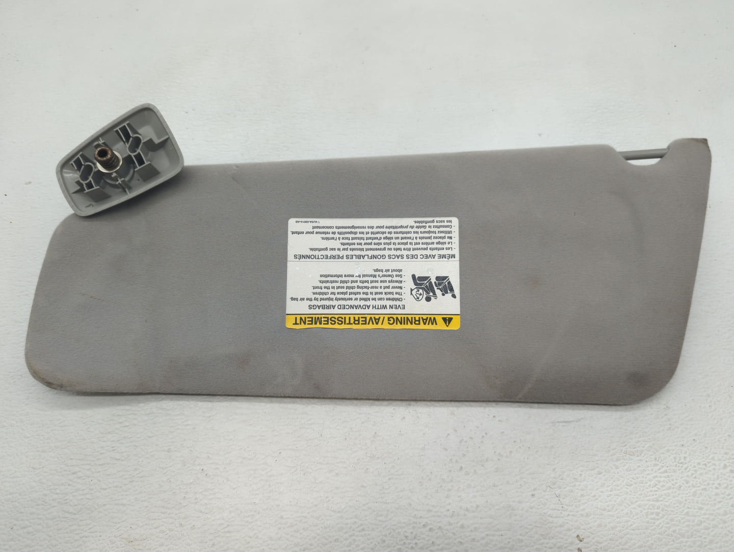 2004-2008 Ford F-150 Sun Visor Shade Replacement Passenger Right Mirror Fits Fits 2004 2005 2006 2007 2008 OEM Used Auto Par