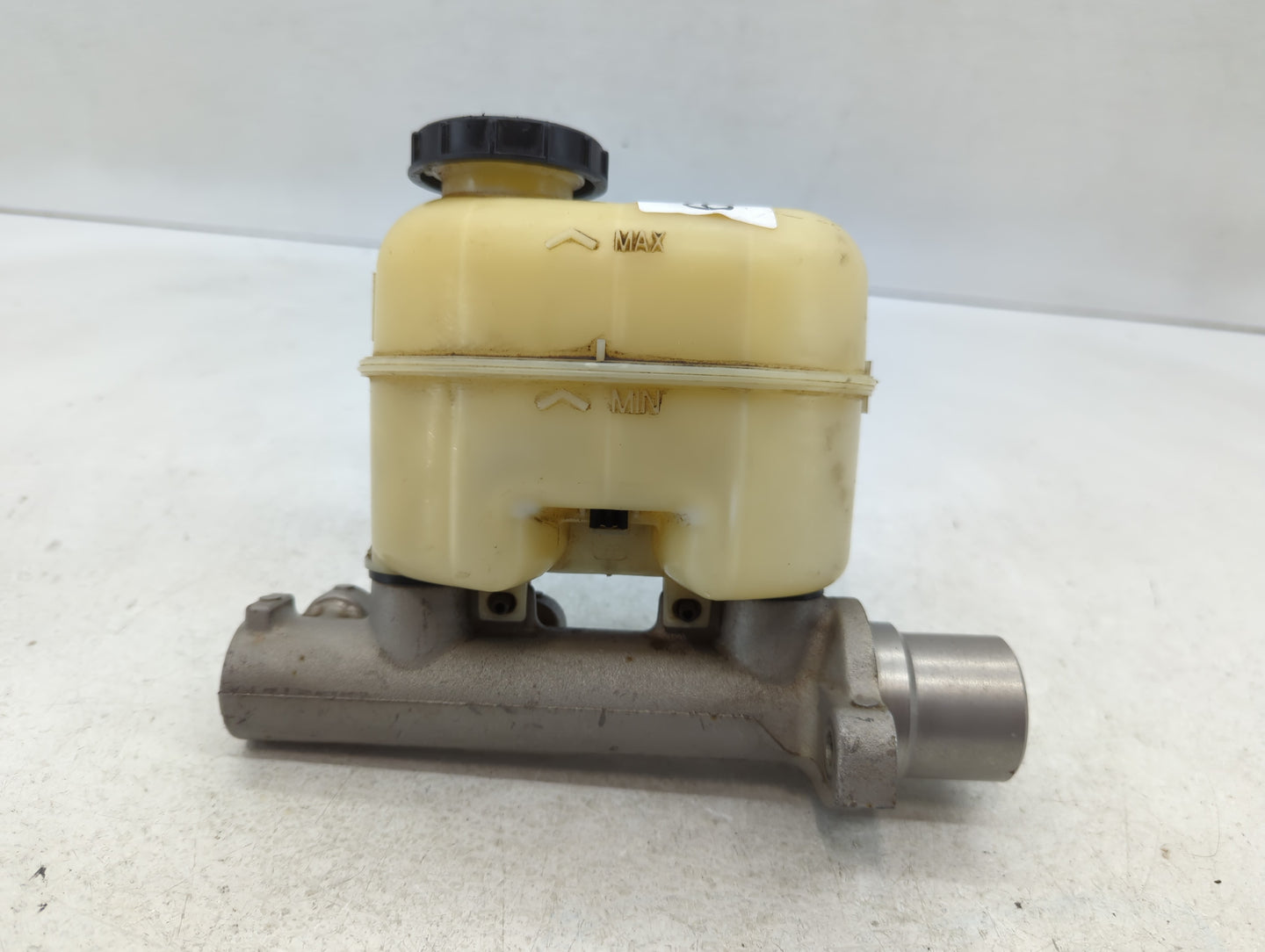 2004-2008 Ford F-150 Brake Master Cylinder - Oemusedautoparts1.com