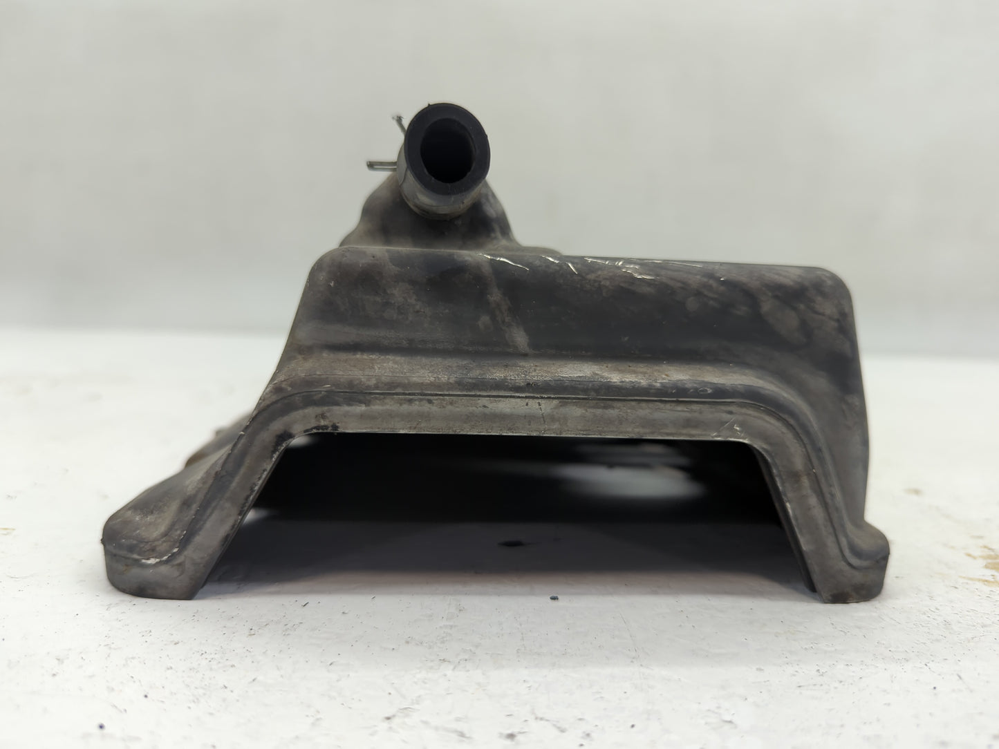 2007 Ford F-150 valve cover - Oemusedautoparts1.com