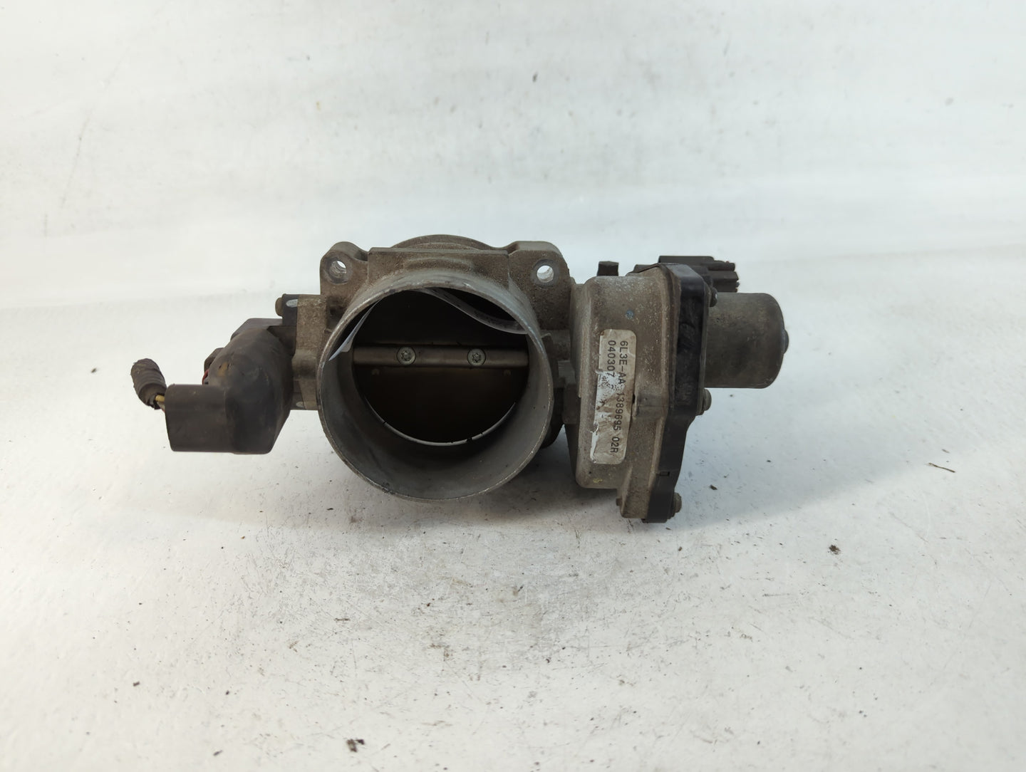 2004-2010 Ford F-150 Throttle Body P/N:040307 1389695 02R, 6L3E-AA Fits Fits 2004 2005 2006 2007 2008 2009 2010 OEM Used Aut