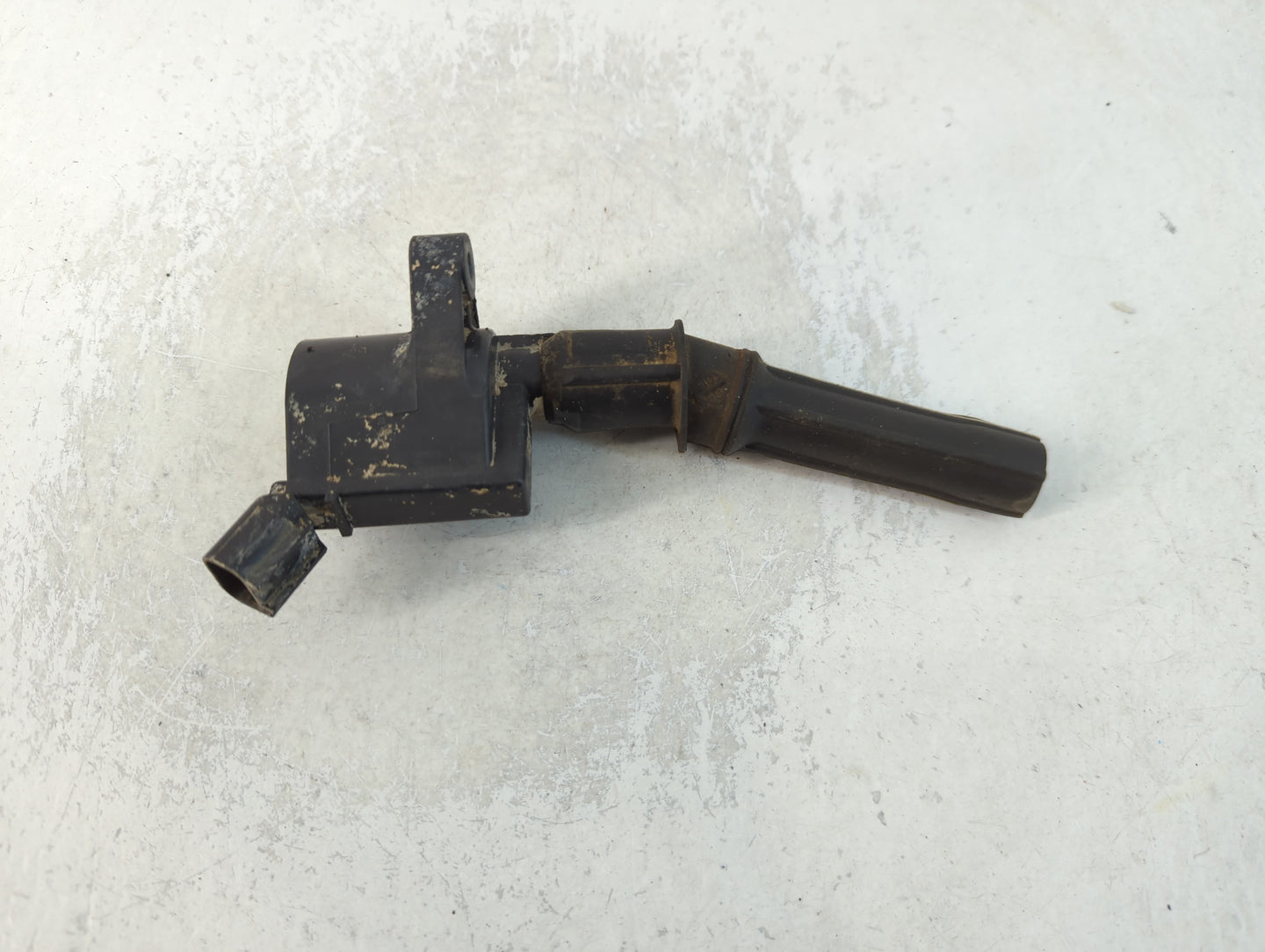 2001-2010 Ford F-150 Ignition Coil Igniter Pack - Oemusedautoparts1.com