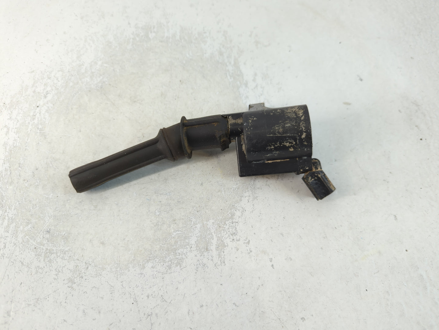 2001-2010 Ford F-150 Ignition Coil Igniter Pack - Oemusedautoparts1.com