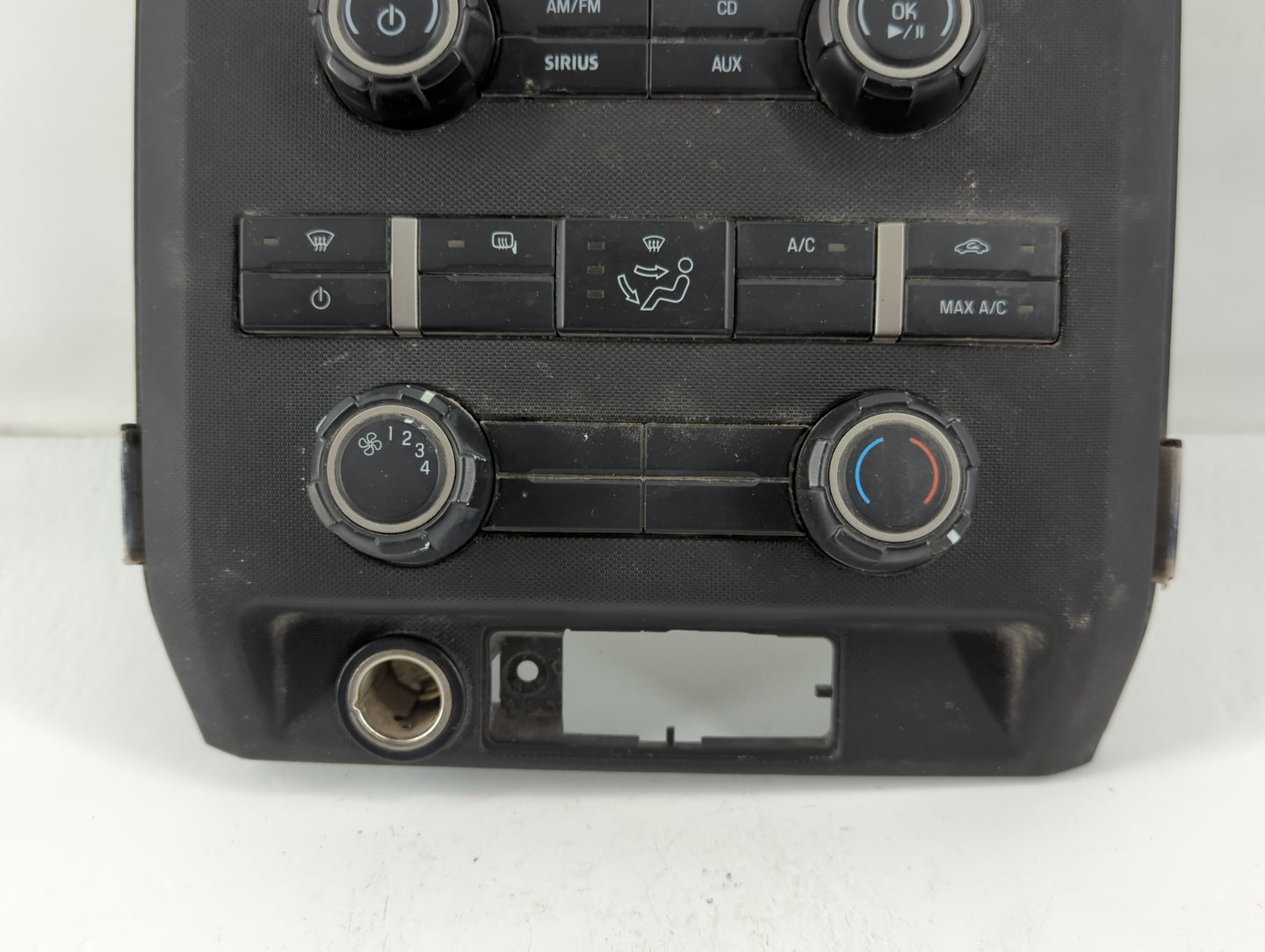 2005-2008 Ford F-150 Climate Control Module Temperature AC/Heater Replacement P/N:7L3T-18C612-BB Fits Fits 2005 2006 2007 20