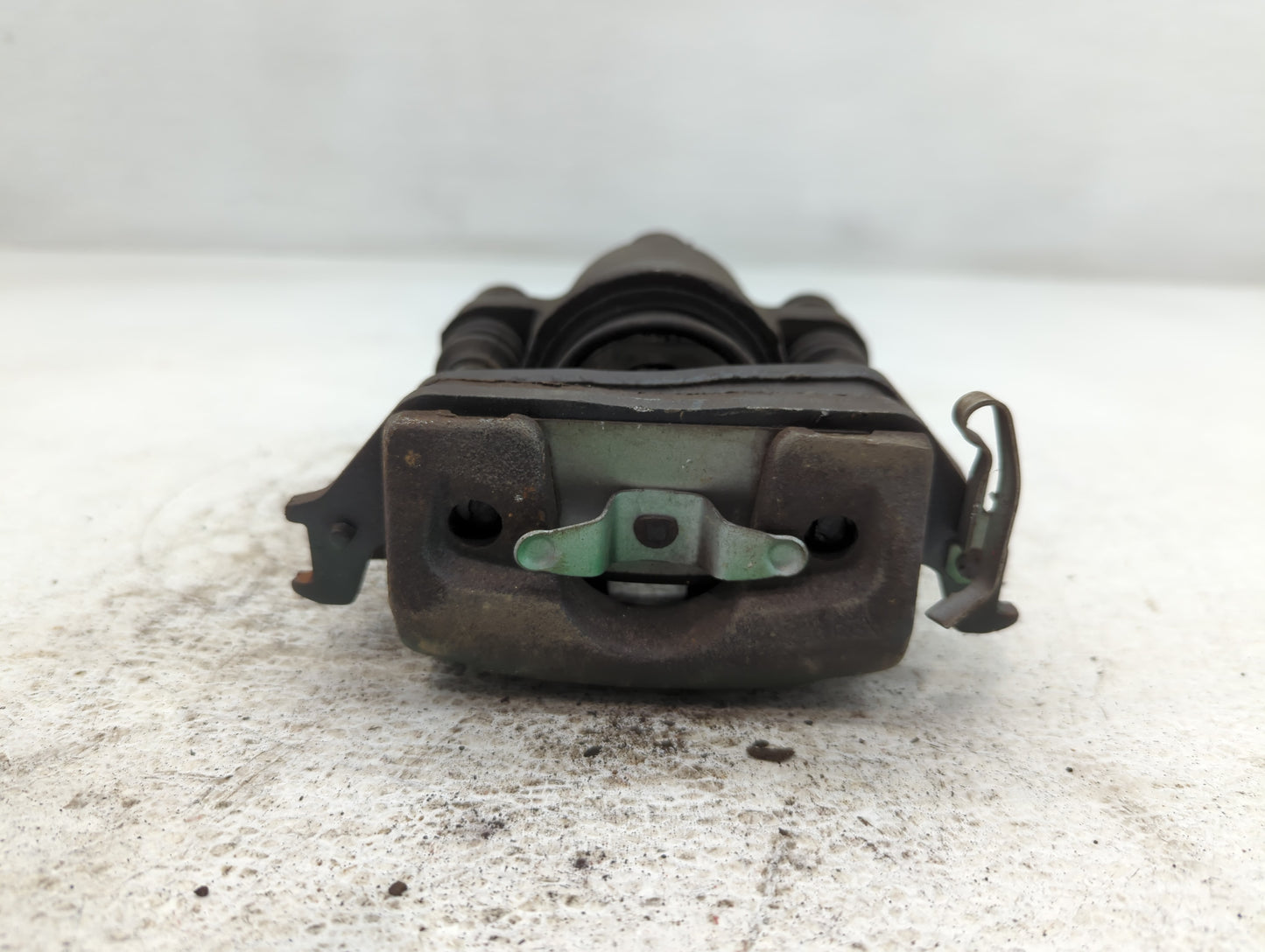 2004-2011 Ford F-150 Front Driver Left Brake Caliper - Oemusedautoparts1.com