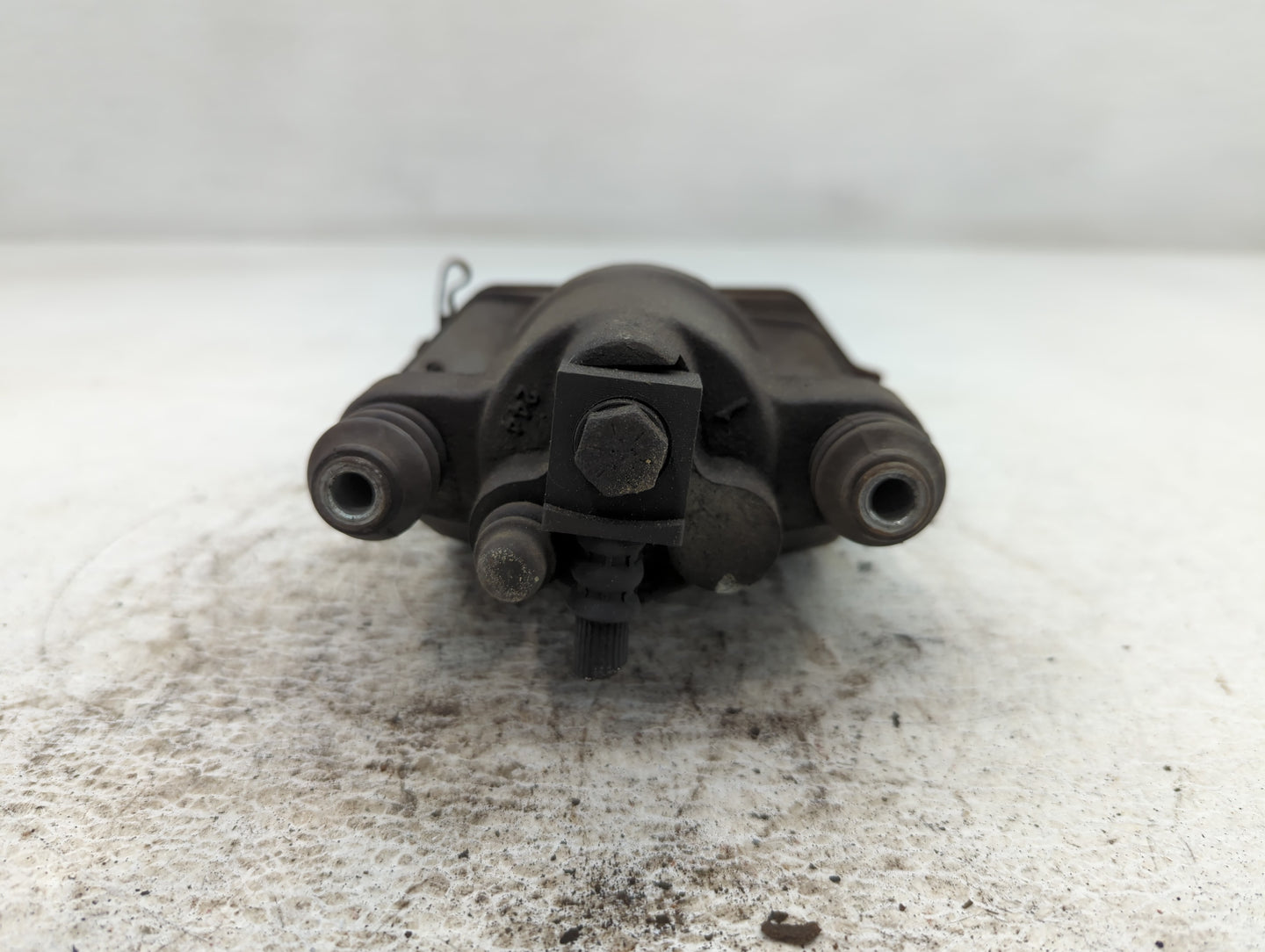 2004-2011 Ford F-150 Front Driver Left Brake Caliper - Oemusedautoparts1.com