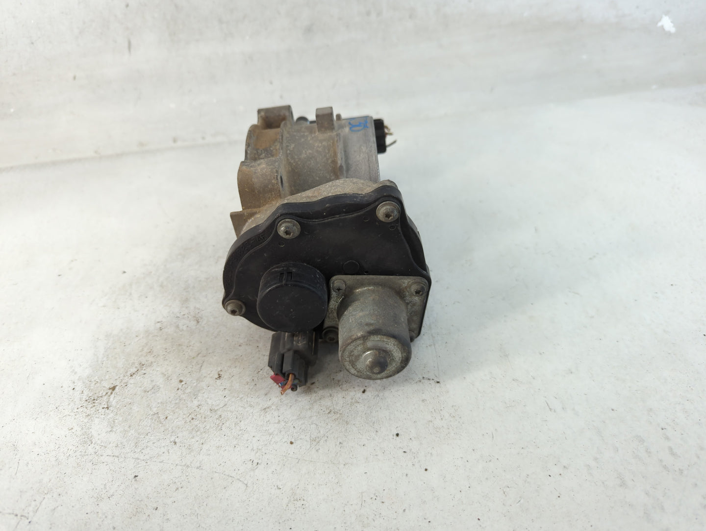 2005-2008 Ford F-150 Throttle Body P/N:1334306 012507 3, 6L3E-AA Fits Fits 2005 2006 2007 2008 OEM Used Auto Parts - Oemused