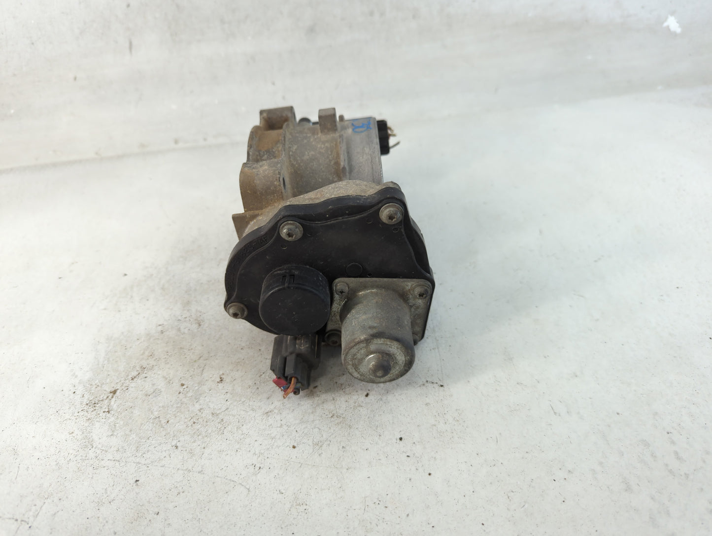 2005-2008 Ford F-150 Throttle Body P/N:1334306 012507 3, 6L3E-AA Fits Fits 2005 2006 2007 2008 OEM Used Auto Parts - Oemused