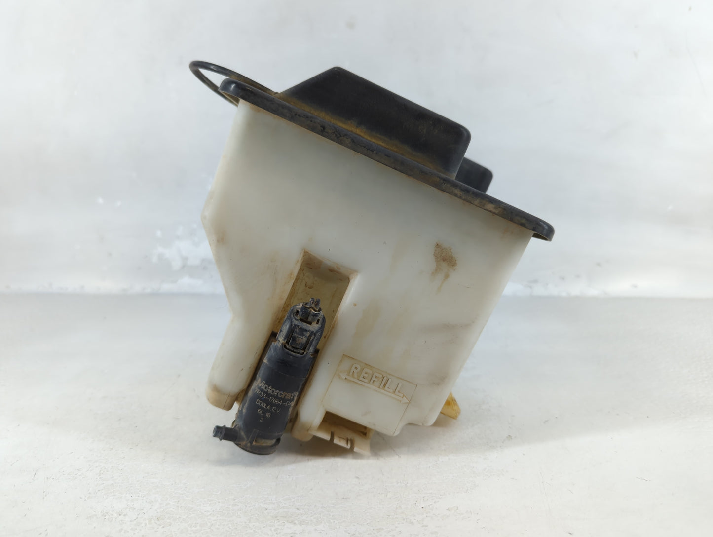 2007-2008 Ford F-150 Windshield Washer Fluid Reservoir Bottle Oem - Oemusedautoparts1.com