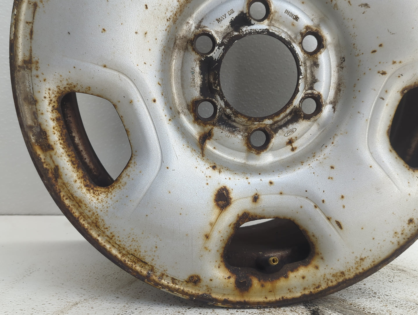 2004-2014 Ford F-150 Oem Wheel Rim 886917 - Oemusedautoparts1.com