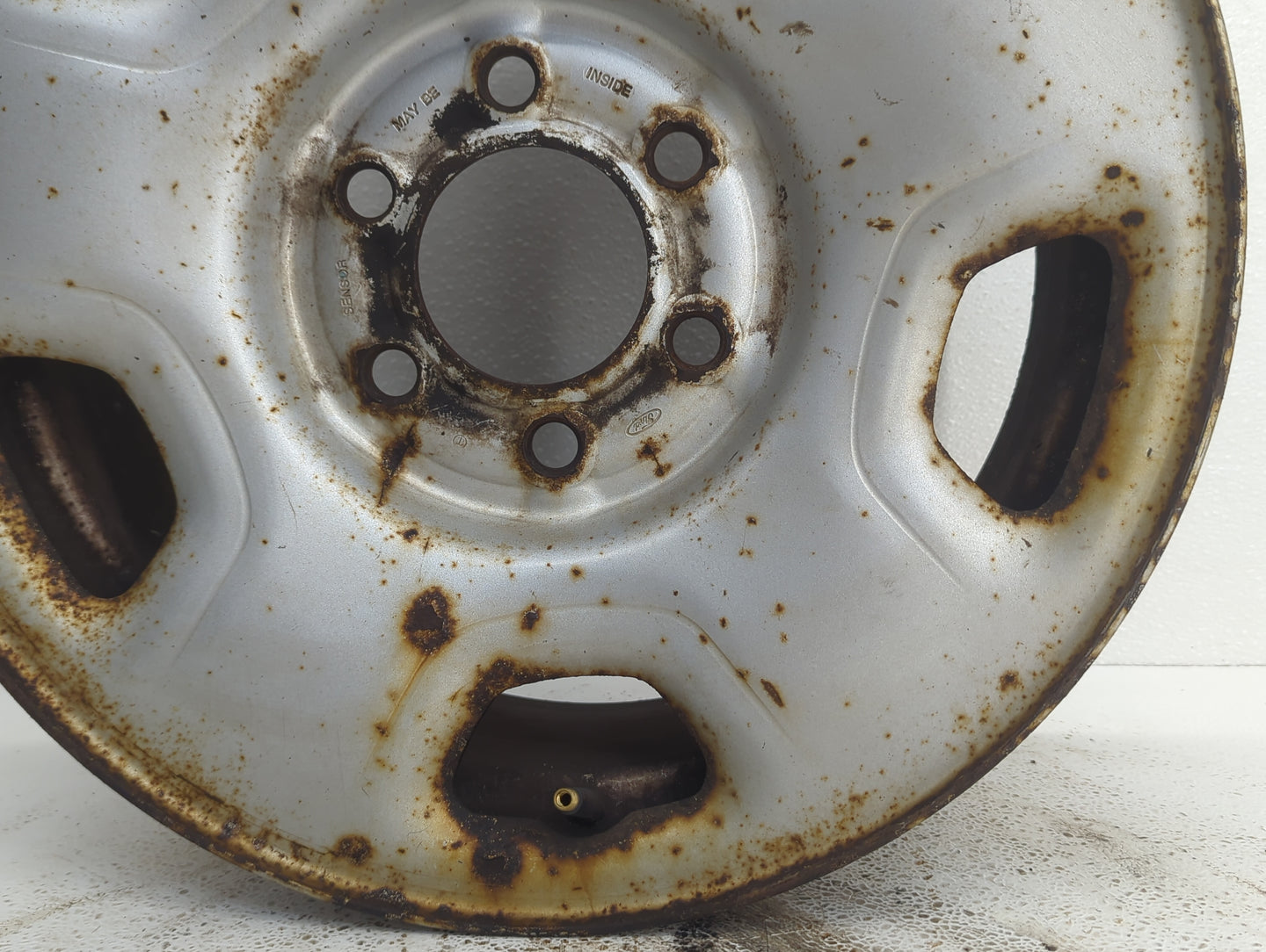 2004-2014 Ford F-150 Oem Wheel Rim 886917 - Oemusedautoparts1.com