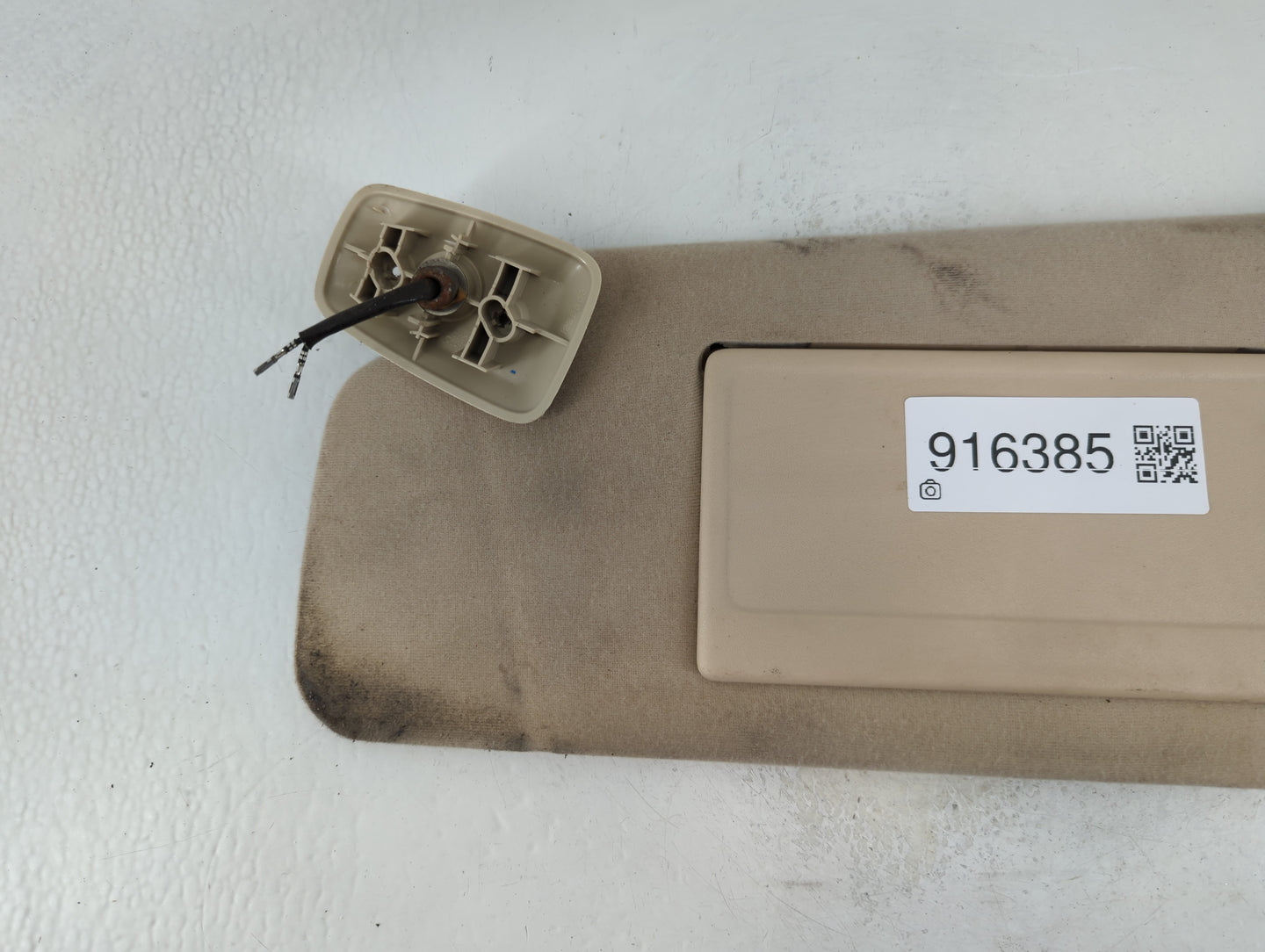 2004-2008 Ford F-150 Sun Visor Shade Replacement Driver Left Mirror Fits Fits 2004 2005 2006 2007 2008 OEM Used Auto Parts -