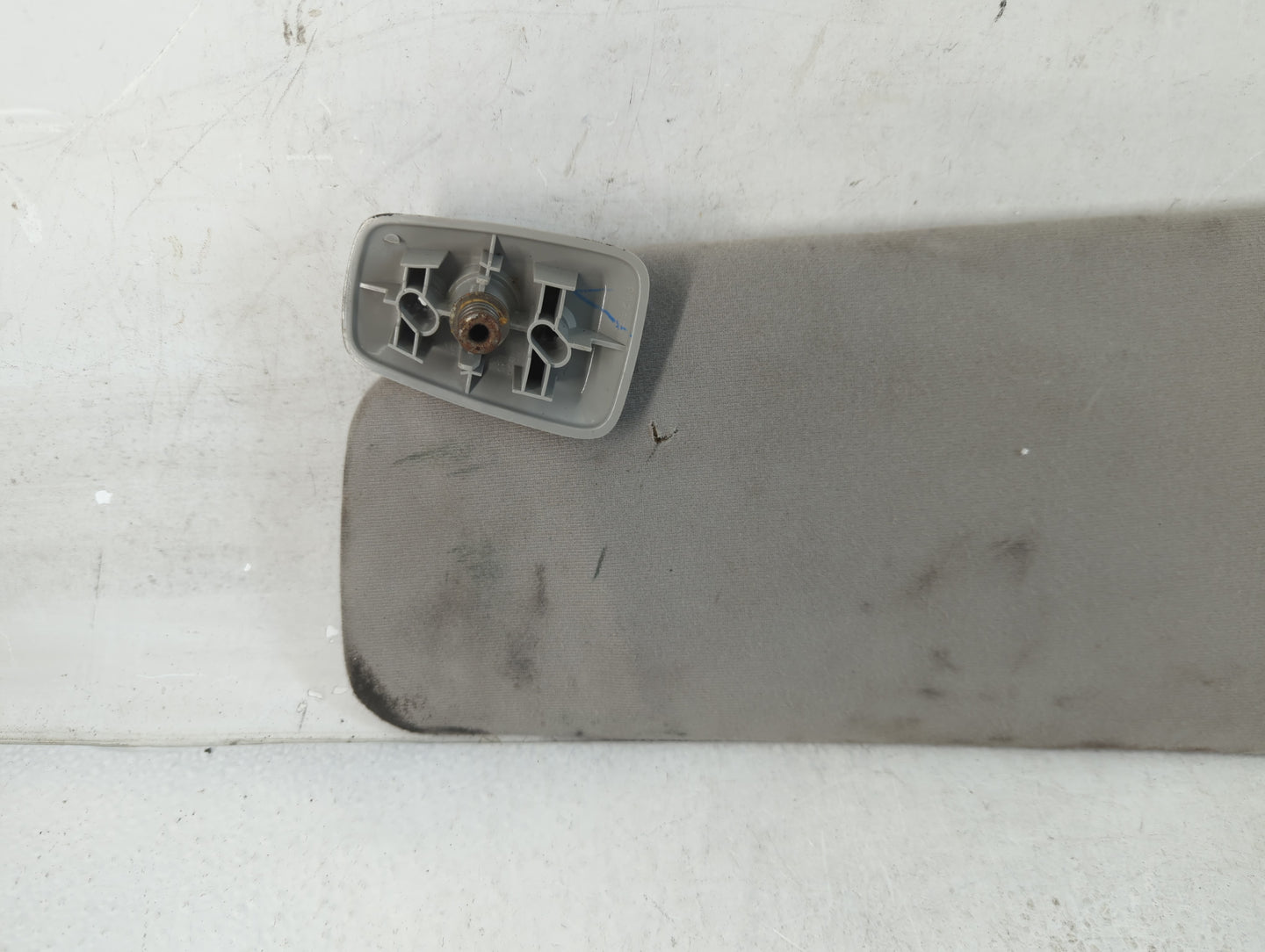 2004-2008 Ford F-150 Sun Visor Shade Replacement Driver Left Mirror Fits Fits 2004 2005 2006 2007 2008 OEM Used Auto Parts -