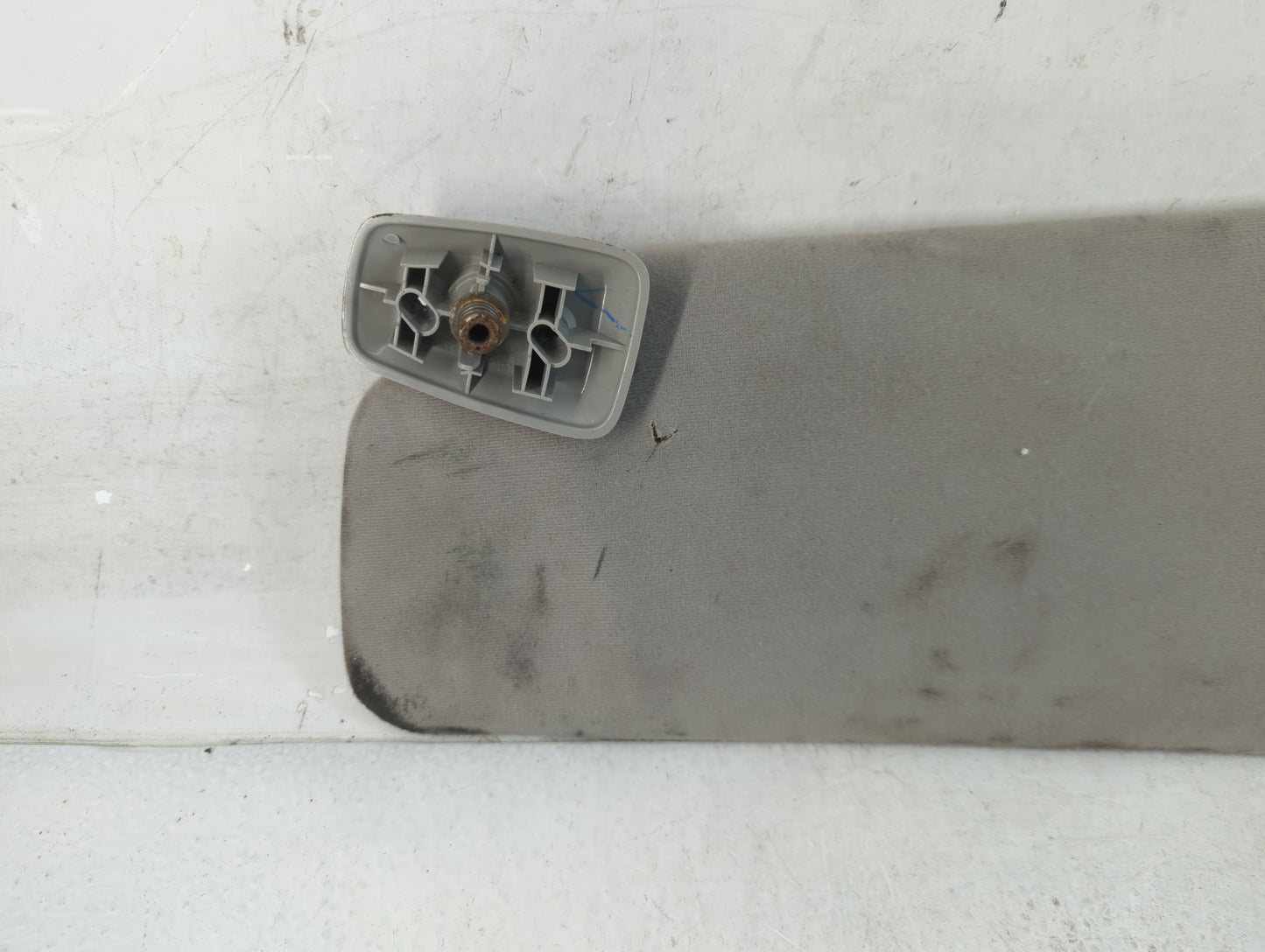 2004-2008 Ford F-150 Sun Visor Shade Replacement Driver Left Mirror Fits Fits 2004 2005 2006 2007 2008 OEM Used Auto Parts -