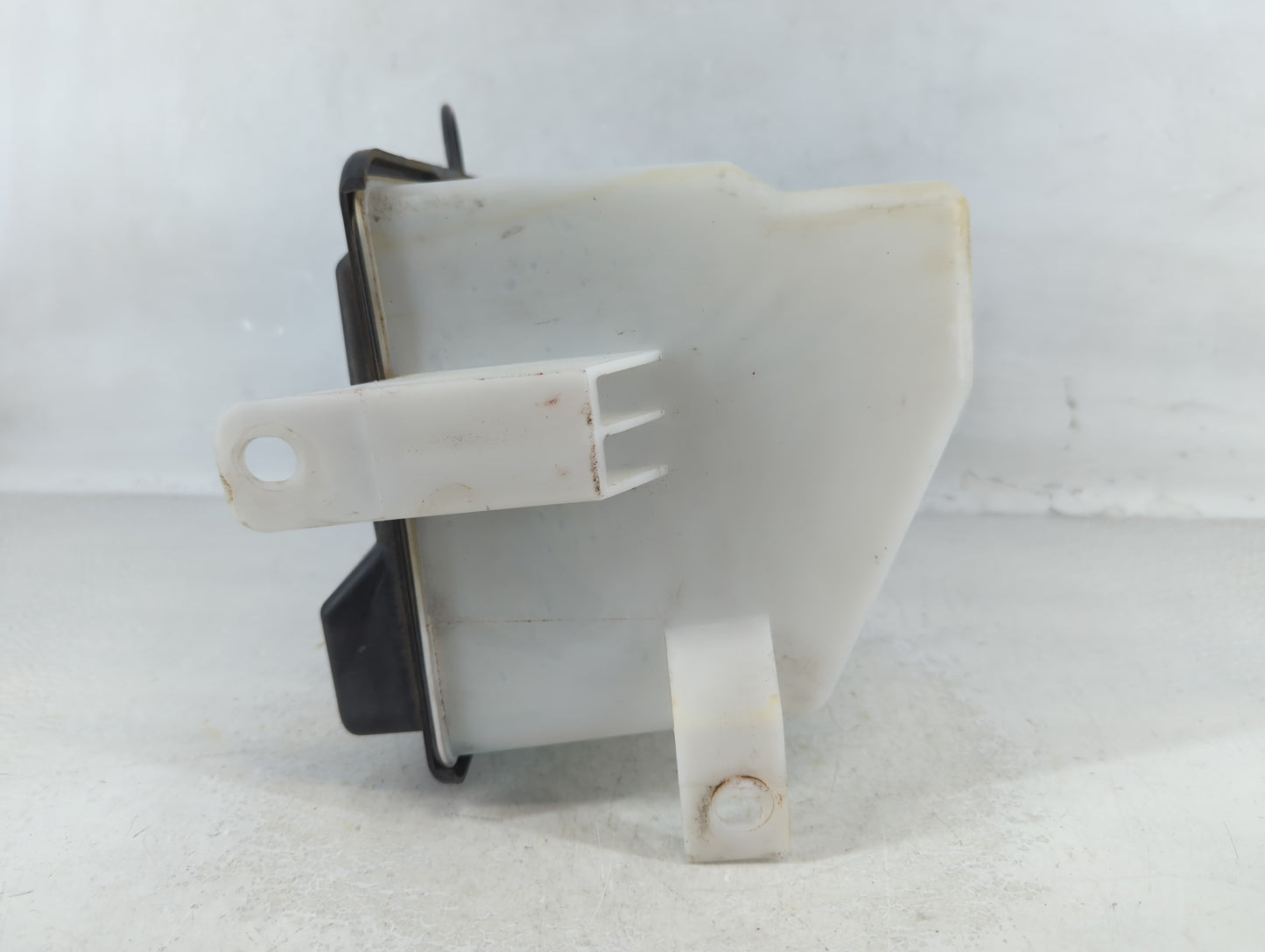 2007-2008 Ford F-150 Windshield Washer Fluid Reservoir Bottle Oem - Oemusedautoparts1.com