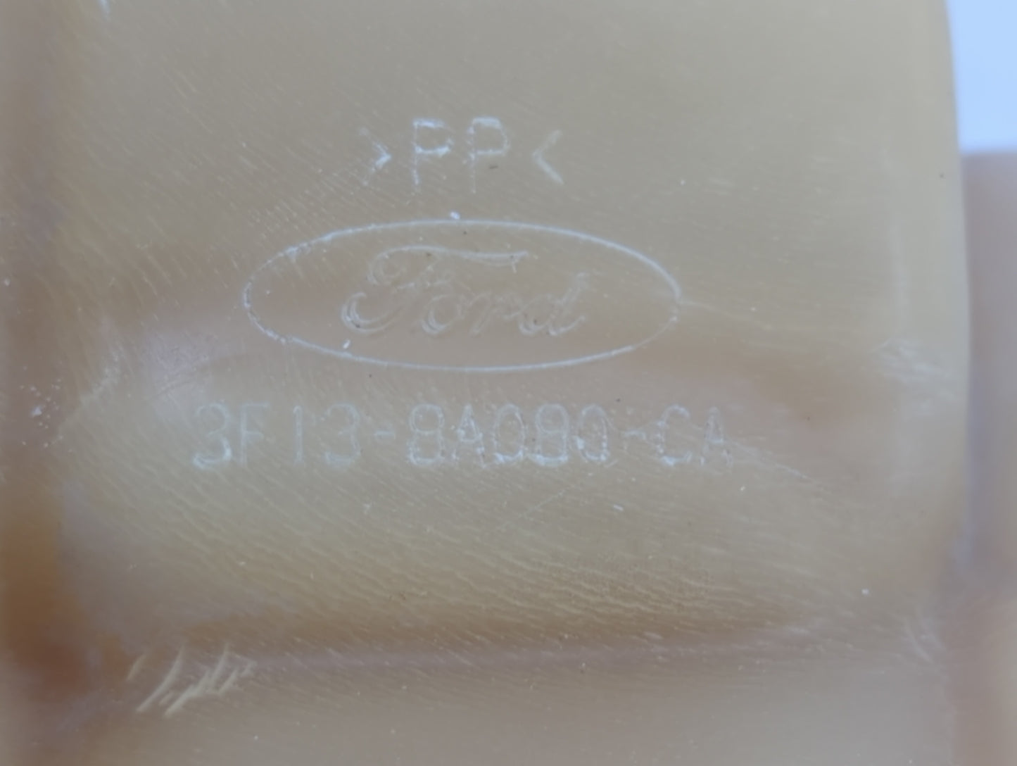 Ford F-250 Radiator Coolant Overflow Expansion Tank Bottle - Oemusedautoparts1.com