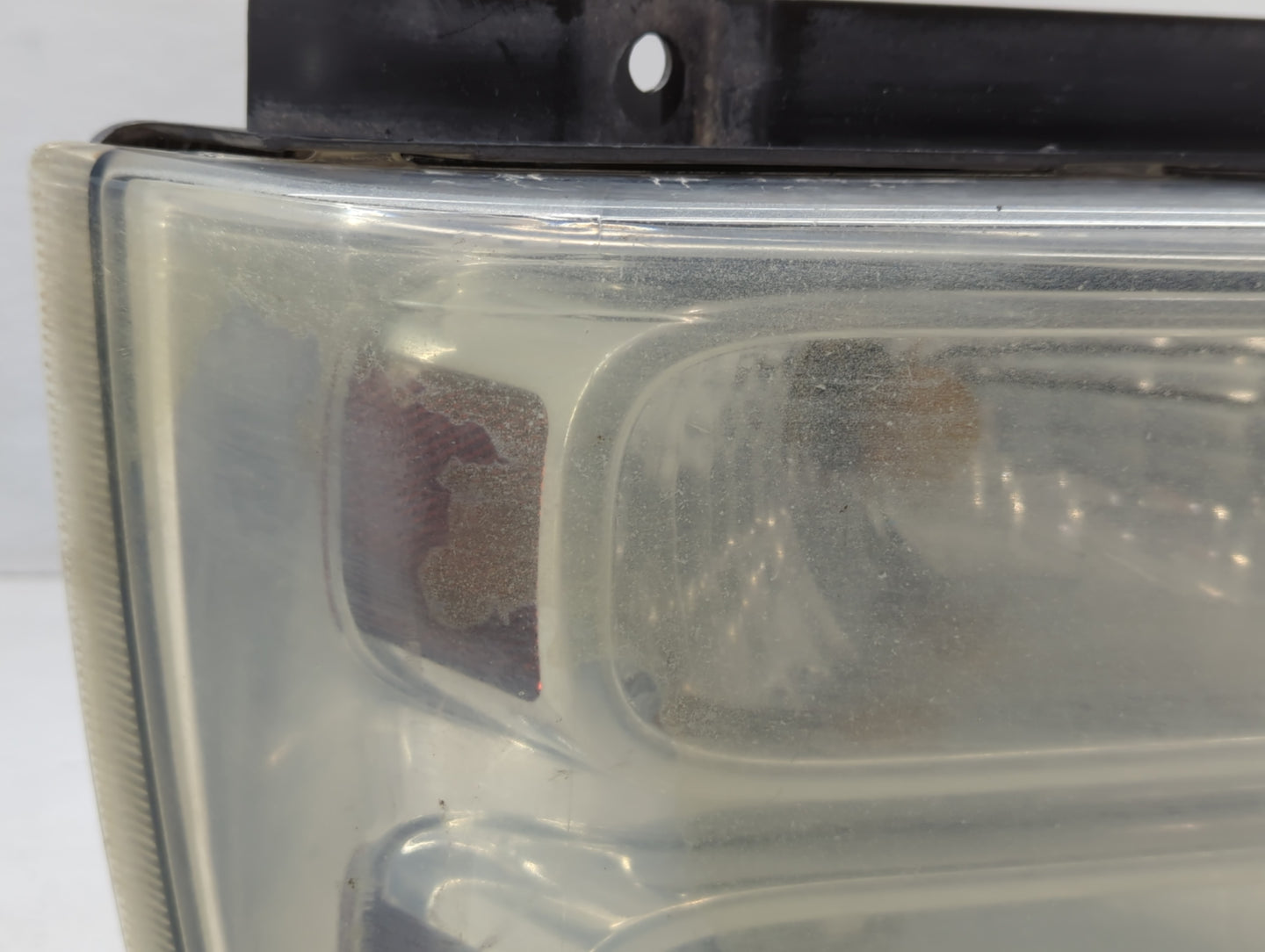 Ford F-250 Driver Left Oem Head Light Headlight Lamp - Oemusedautoparts1.com