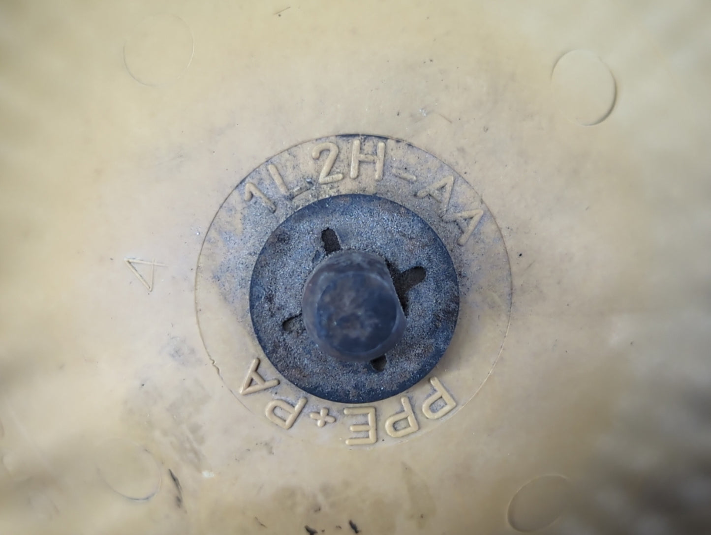 2000-2007 Ford F-250 Super Duty Rear Heater AC Blower Motor P/N:19D583 2G18B Fits Fits 2000 2001 2002 2003 2004 2005 2006 20