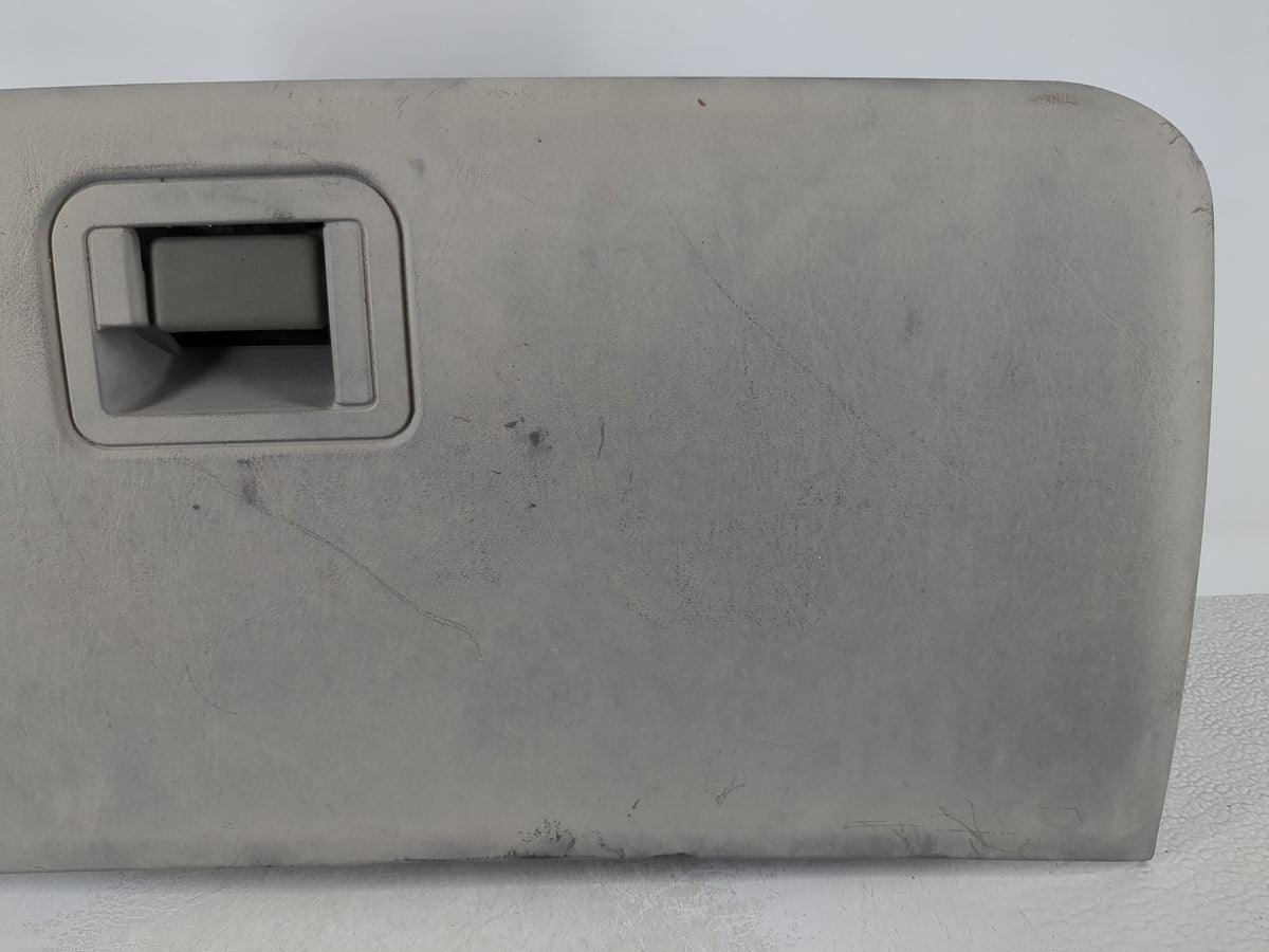 2007 Ford F-350 Super Duty Passenger Glove Box Door Storage Compartment - Oemusedautoparts1.com